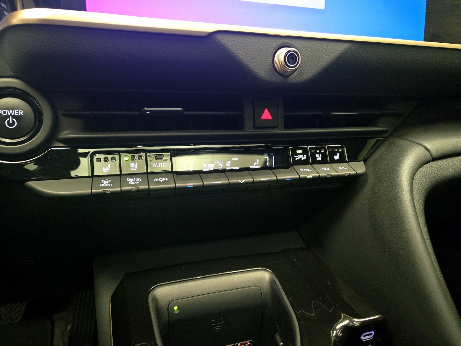 2024 Toyota Crown Platinum - Photo 17