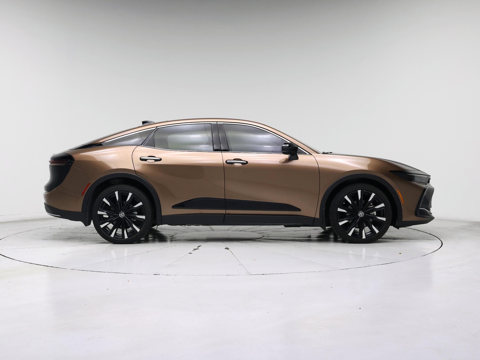 2024 Toyota Crown Platinum - Photo 8