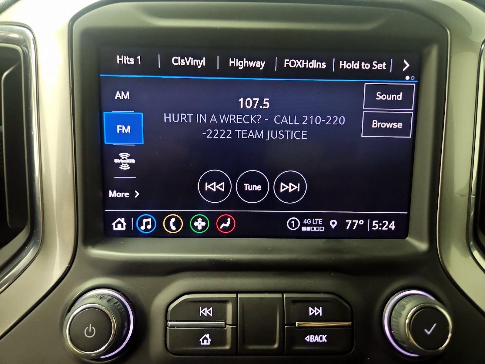 2022 Chevrolet Silverado 1500 Limited LT Trail Boss - Photo 17