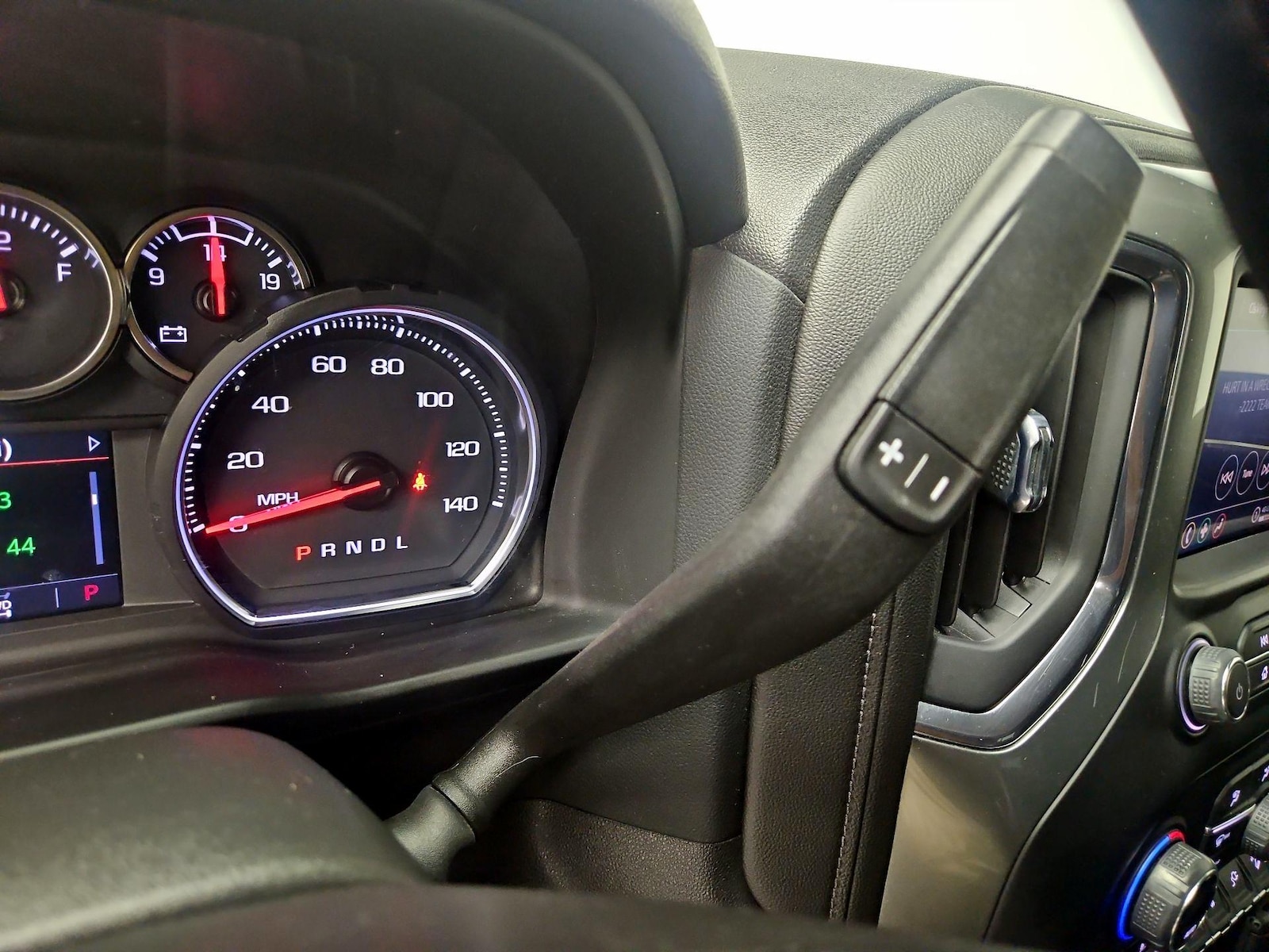 2022 Chevrolet Silverado 1500 Limited LT Trail Boss - Photo 19