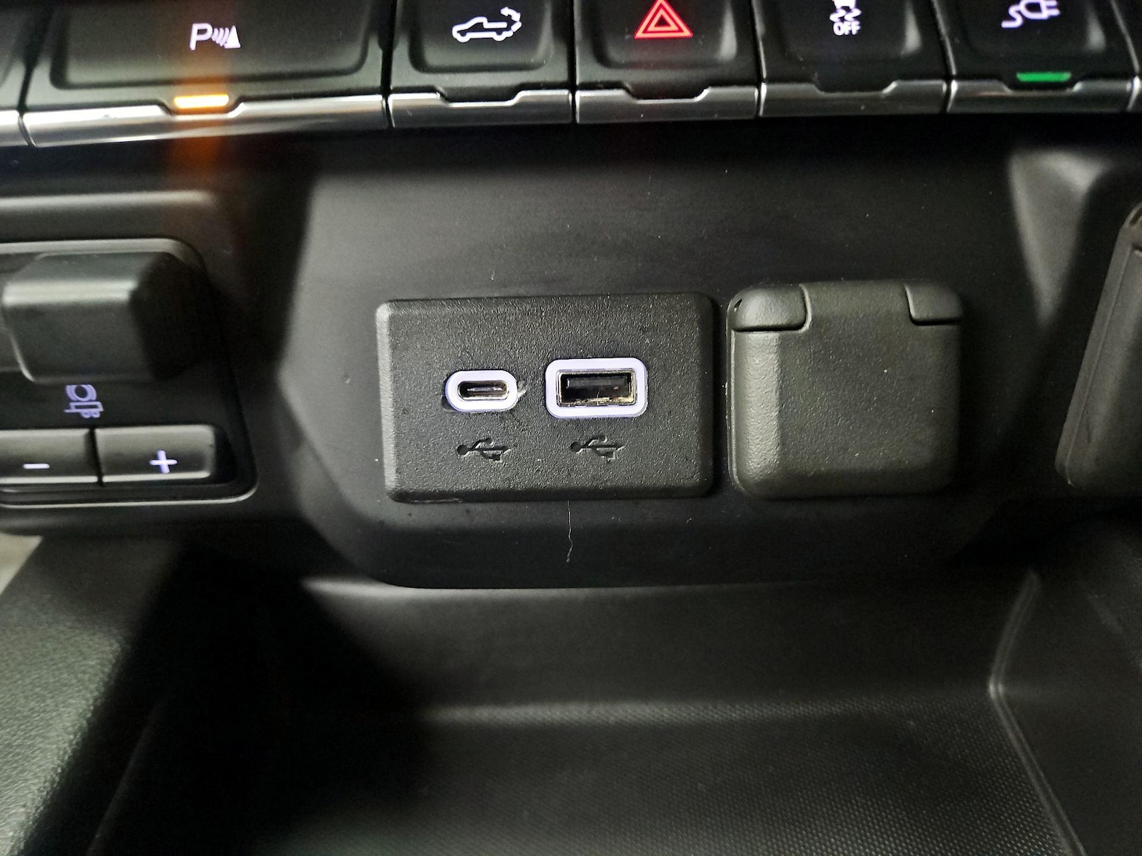 2022 Chevrolet Silverado 1500 Limited LT Trail Boss - Photo 20