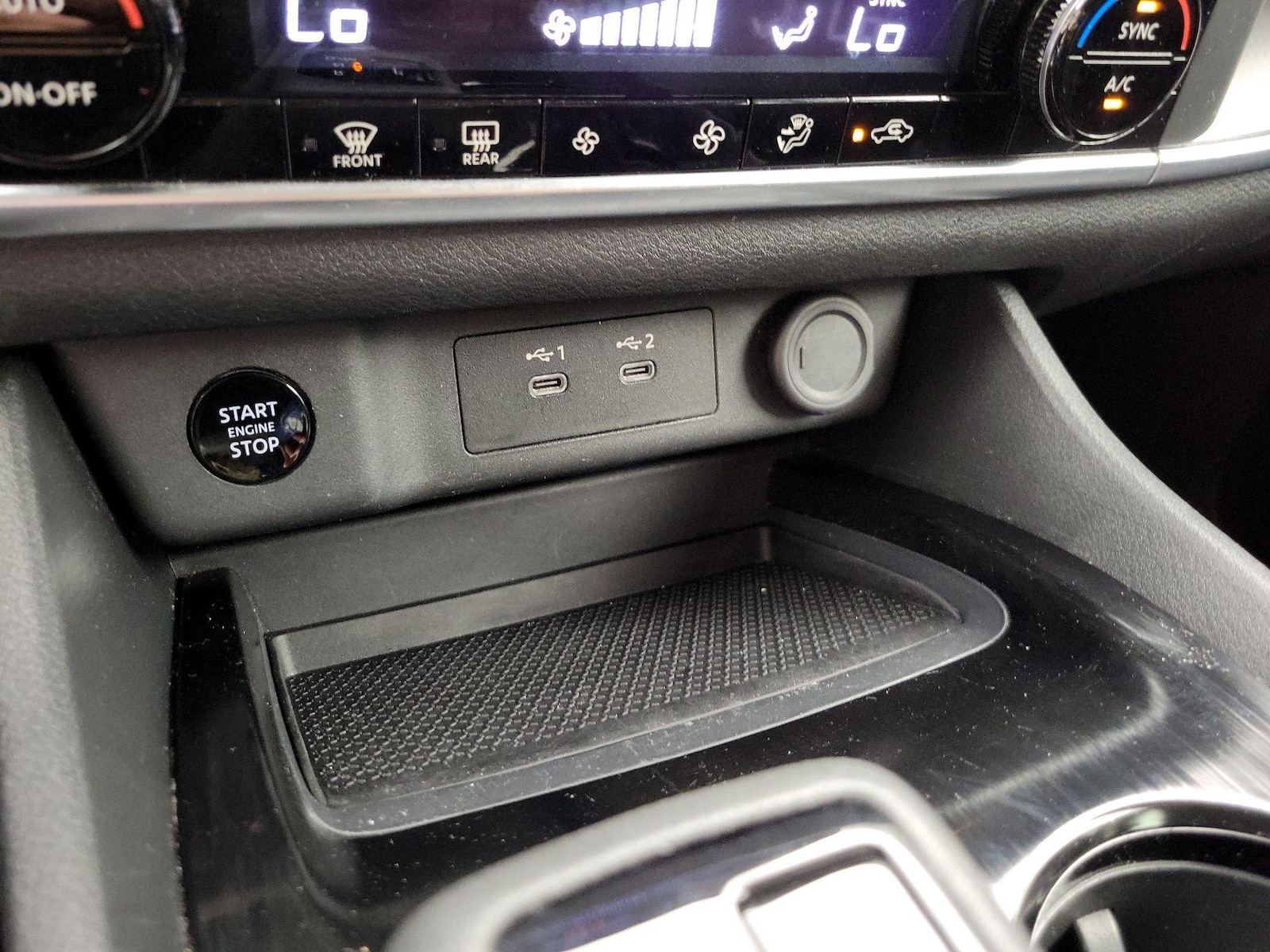 2025 Nissan Rogue SV - Photo 19