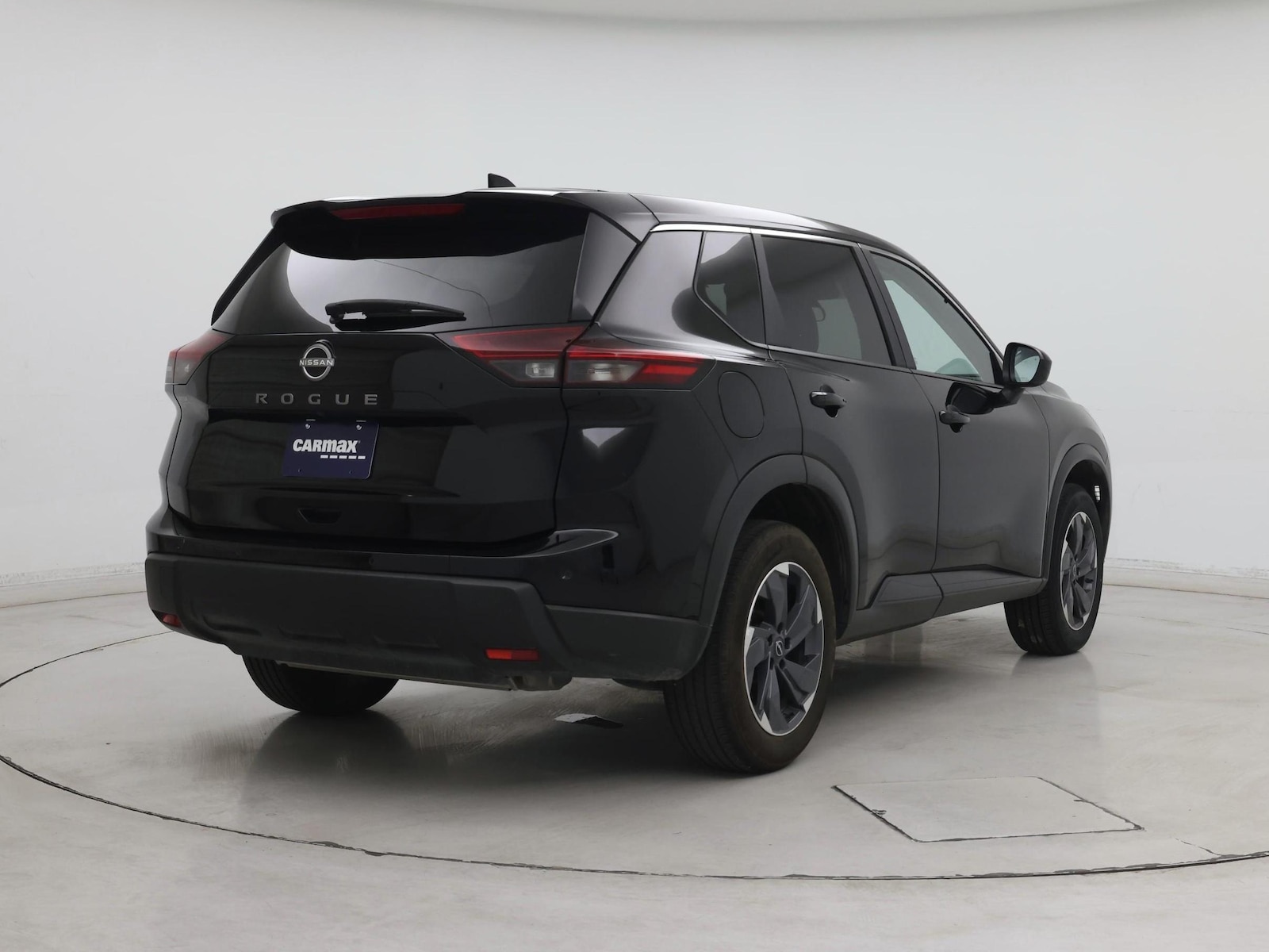 2025 Nissan Rogue SV - Photo 9