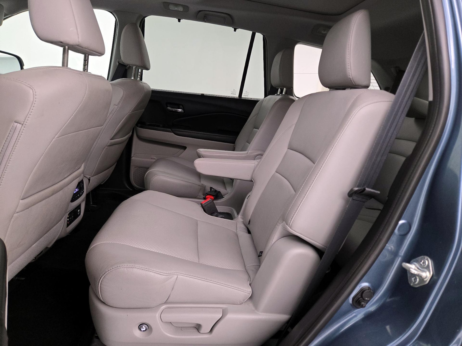 Rear Air Conditioning