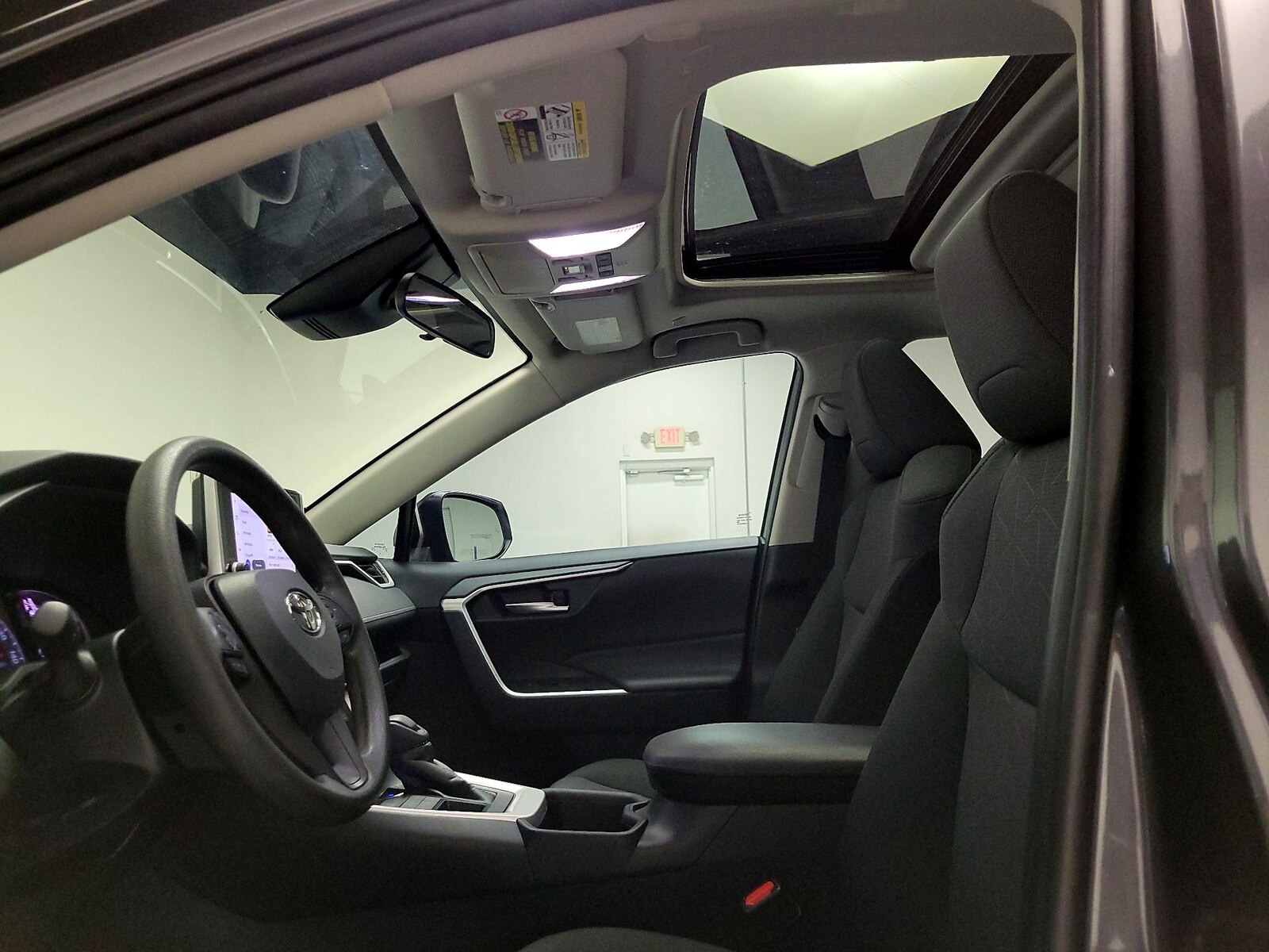 Sunroof(s) & Overhead Airbags