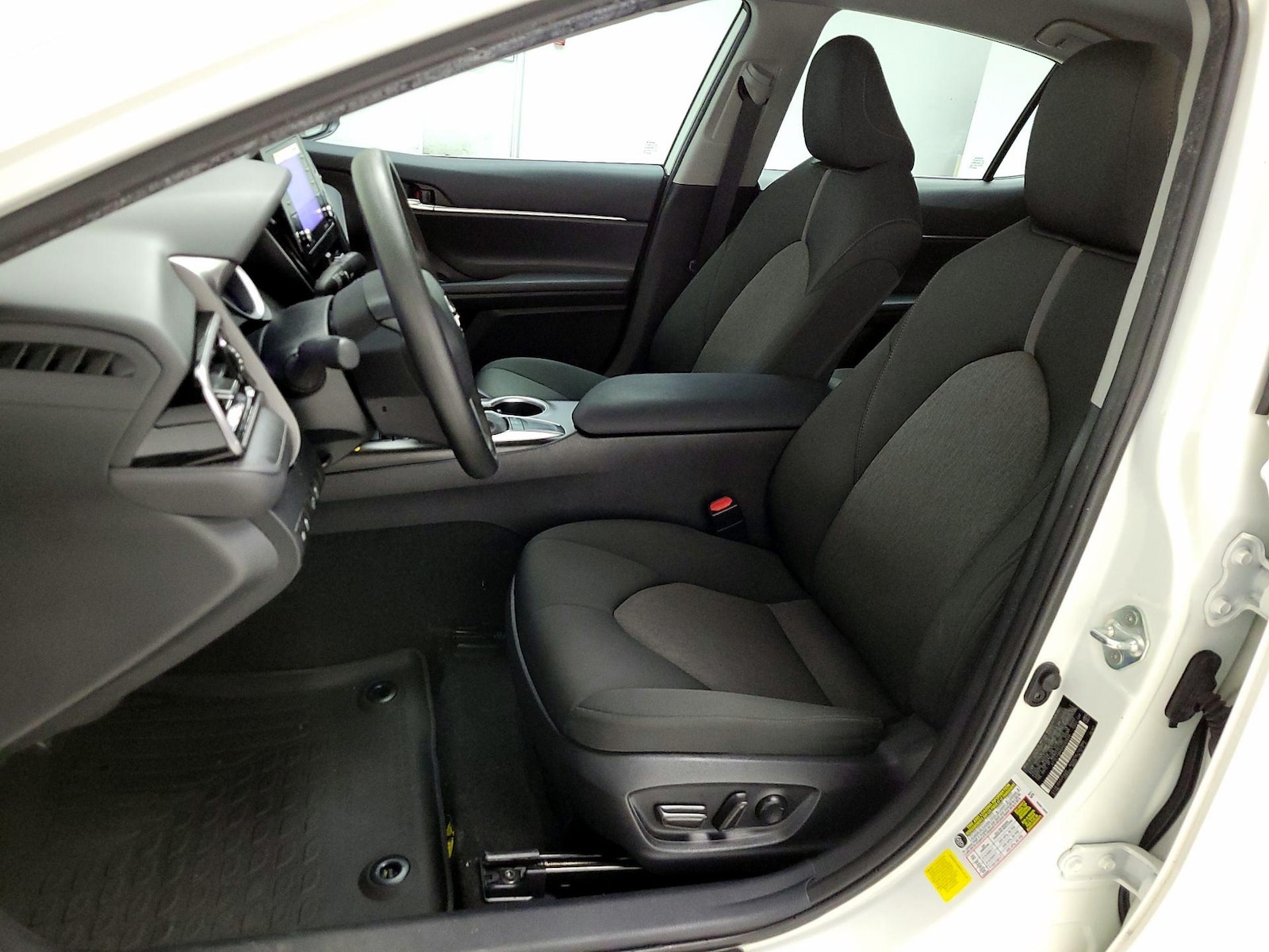 Power Seat(s) & Side Airbags