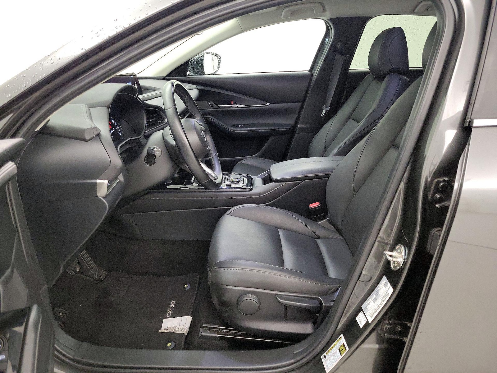 Side Airbags & Leatherette Seats