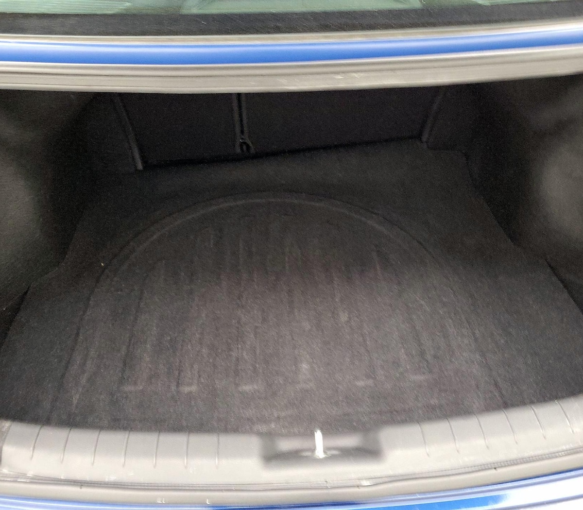 Trunk/Cargo (Seats Up)