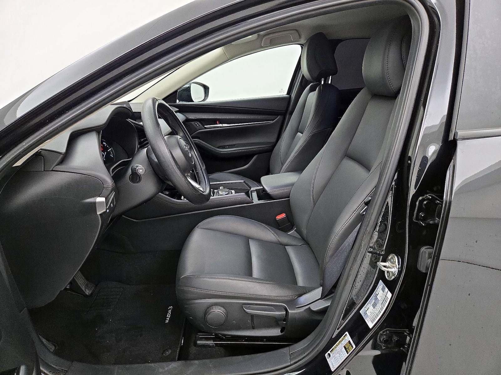 Side Airbags & Leatherette Seats