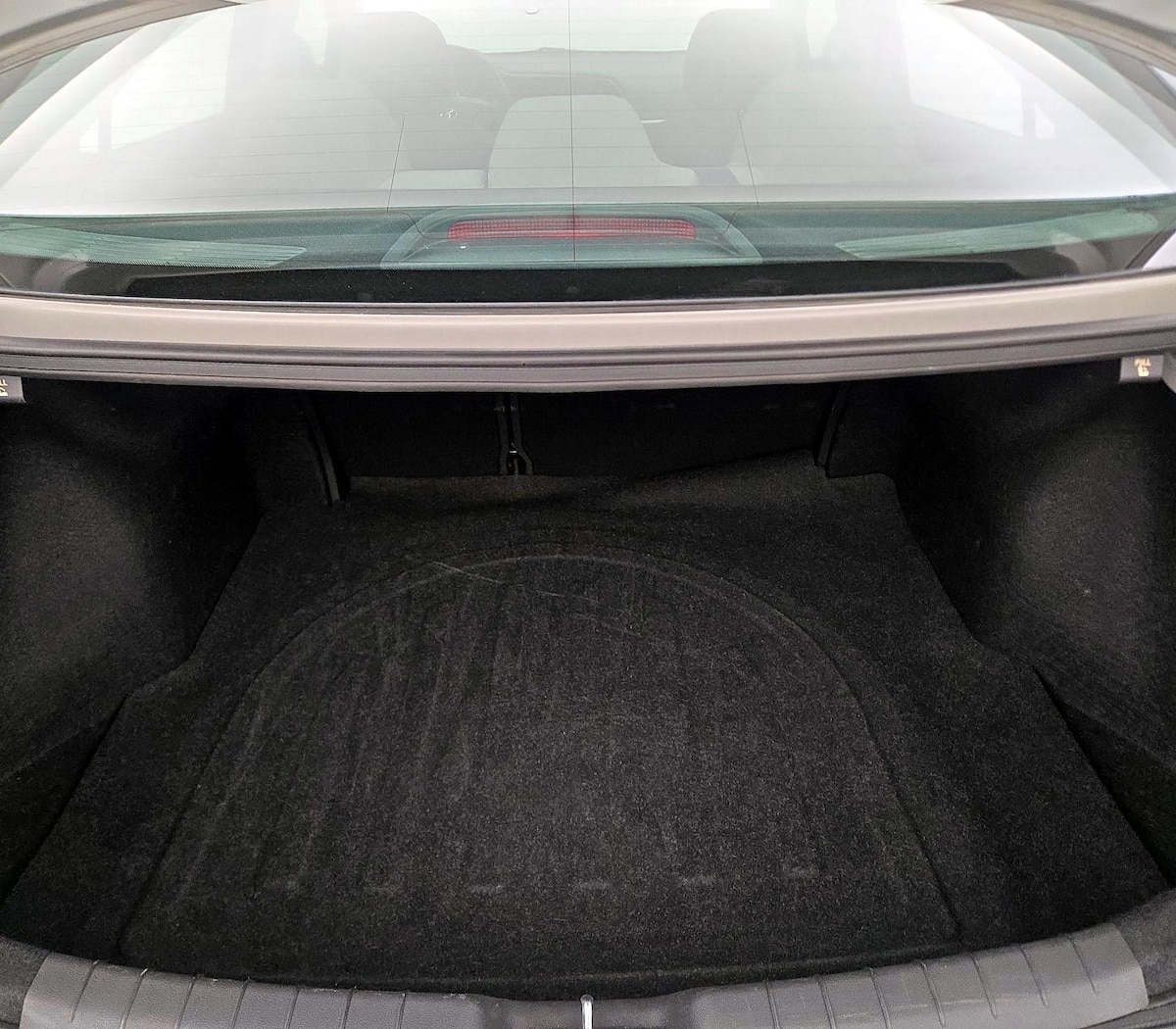 Trunk/Cargo (Seats Up)