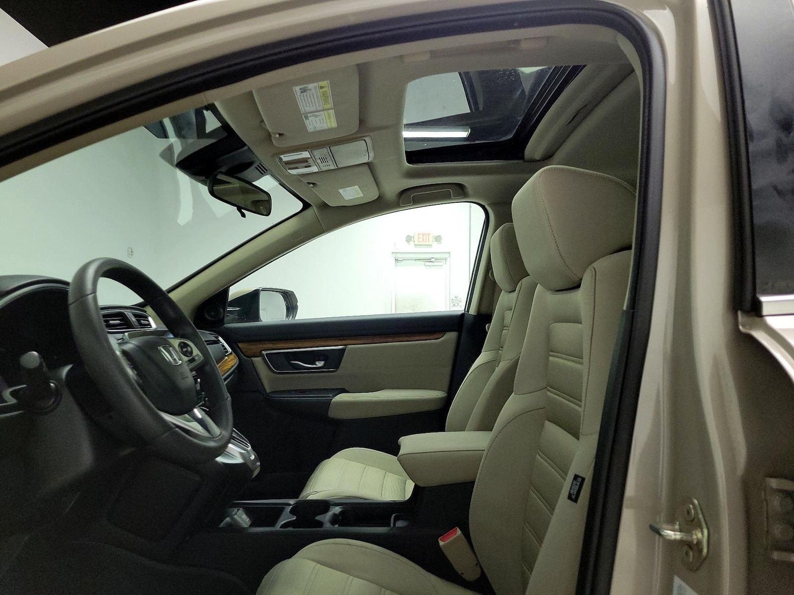 Sunroof(s) & Overhead Airbags