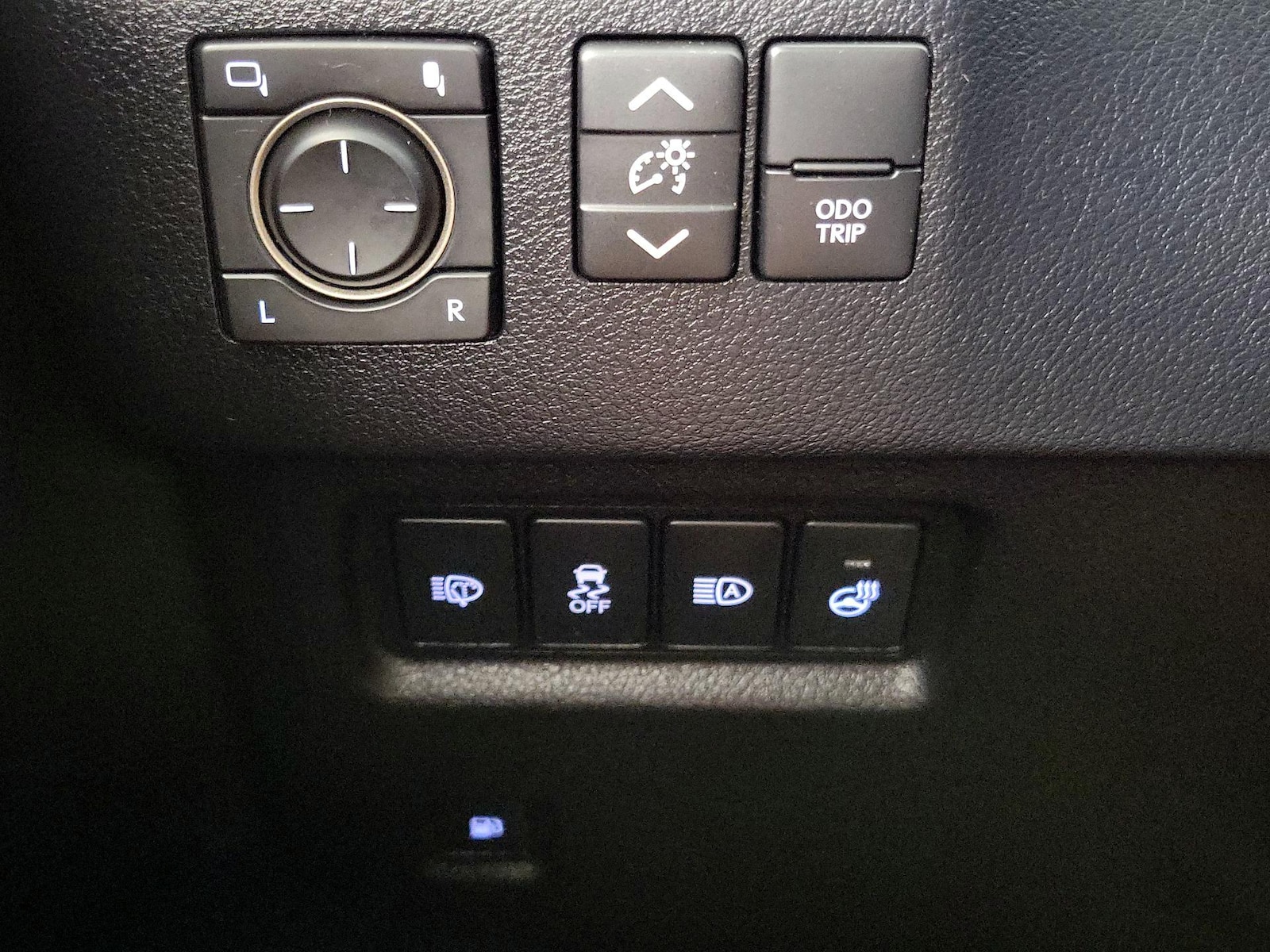 2022 Lexus GX Base - Photo 14