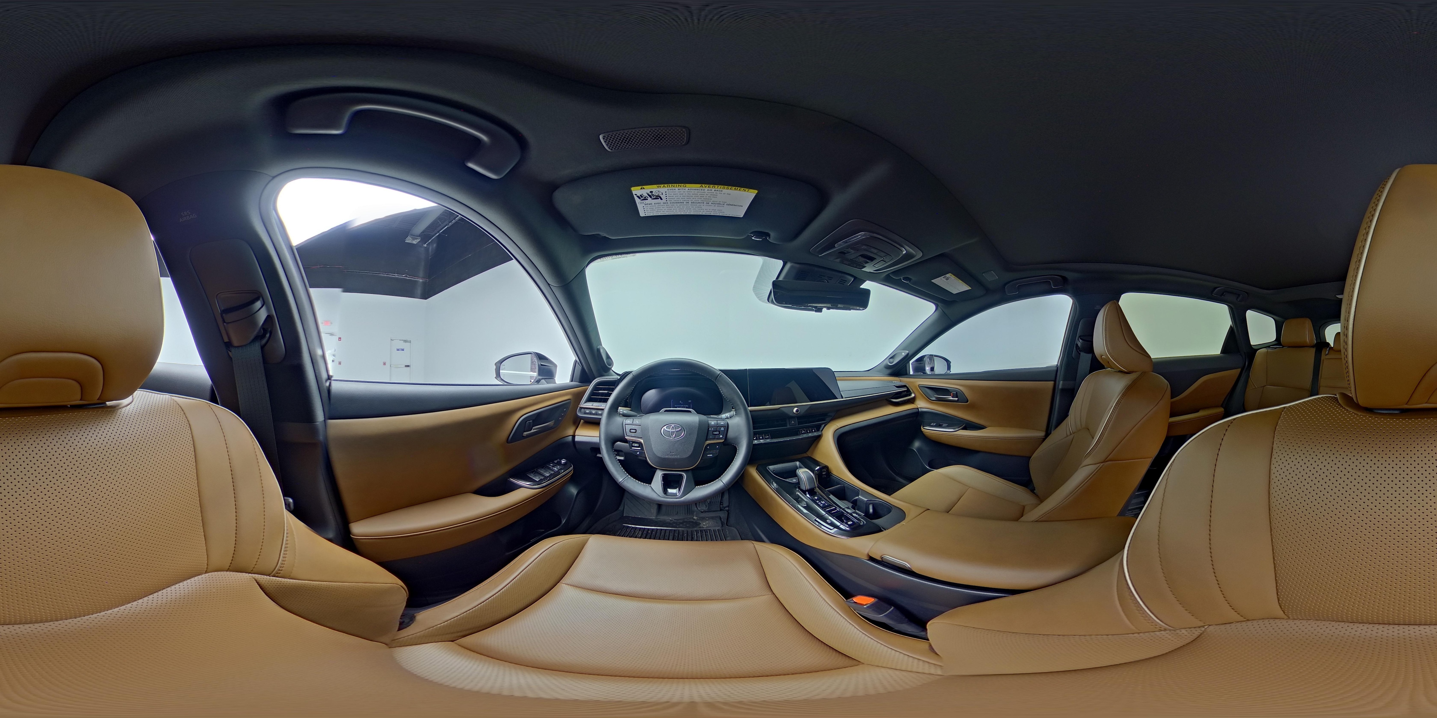2025 Toyota Crown Signia Limited - Photo 28