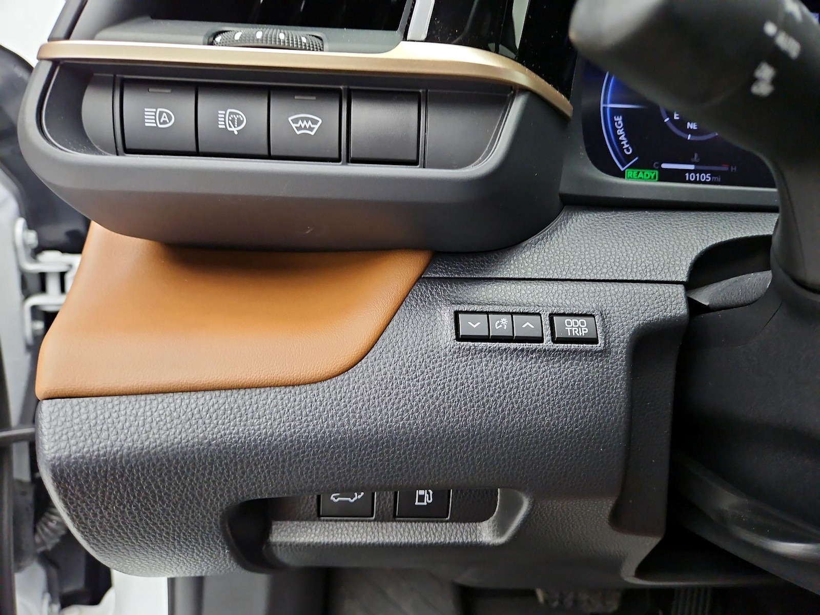 2025 Toyota Crown Signia Limited - Photo 14