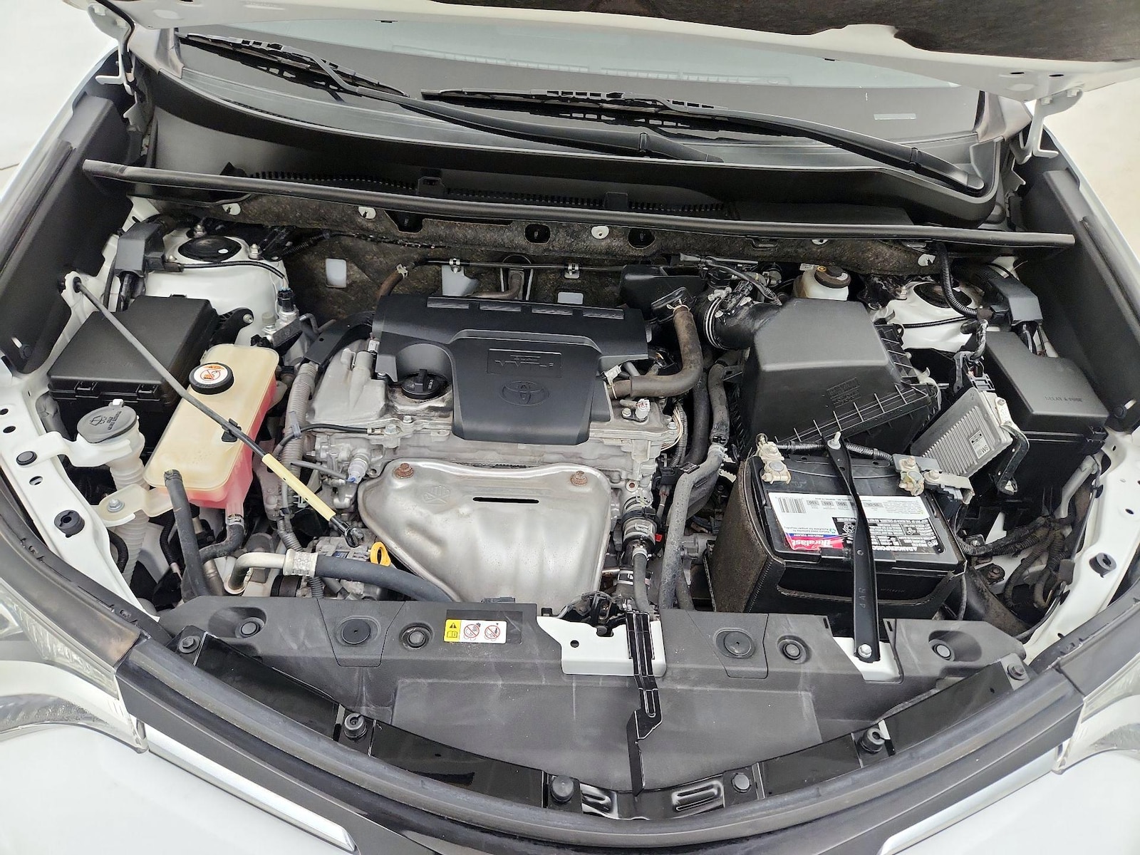 2018 Toyota RAV4 XLE - Photo 23