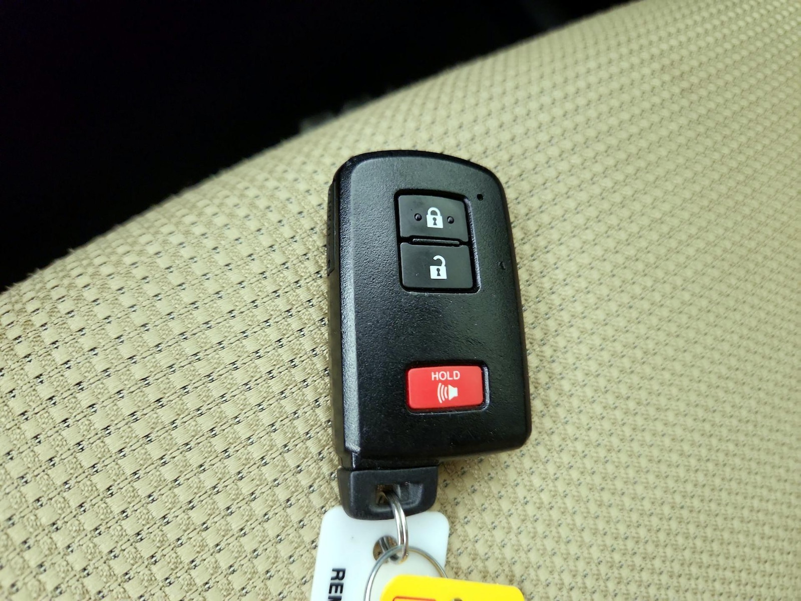 2018 Toyota RAV4 XLE - Photo 24