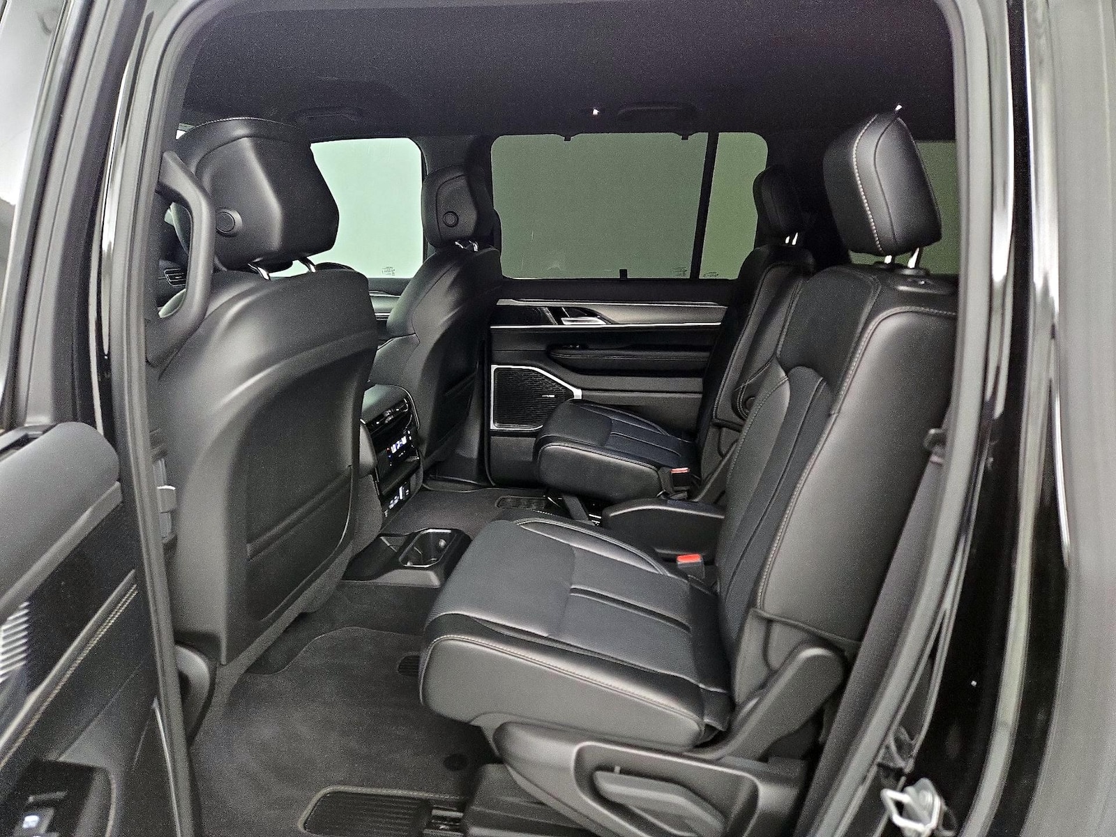 Rear Air Conditioning