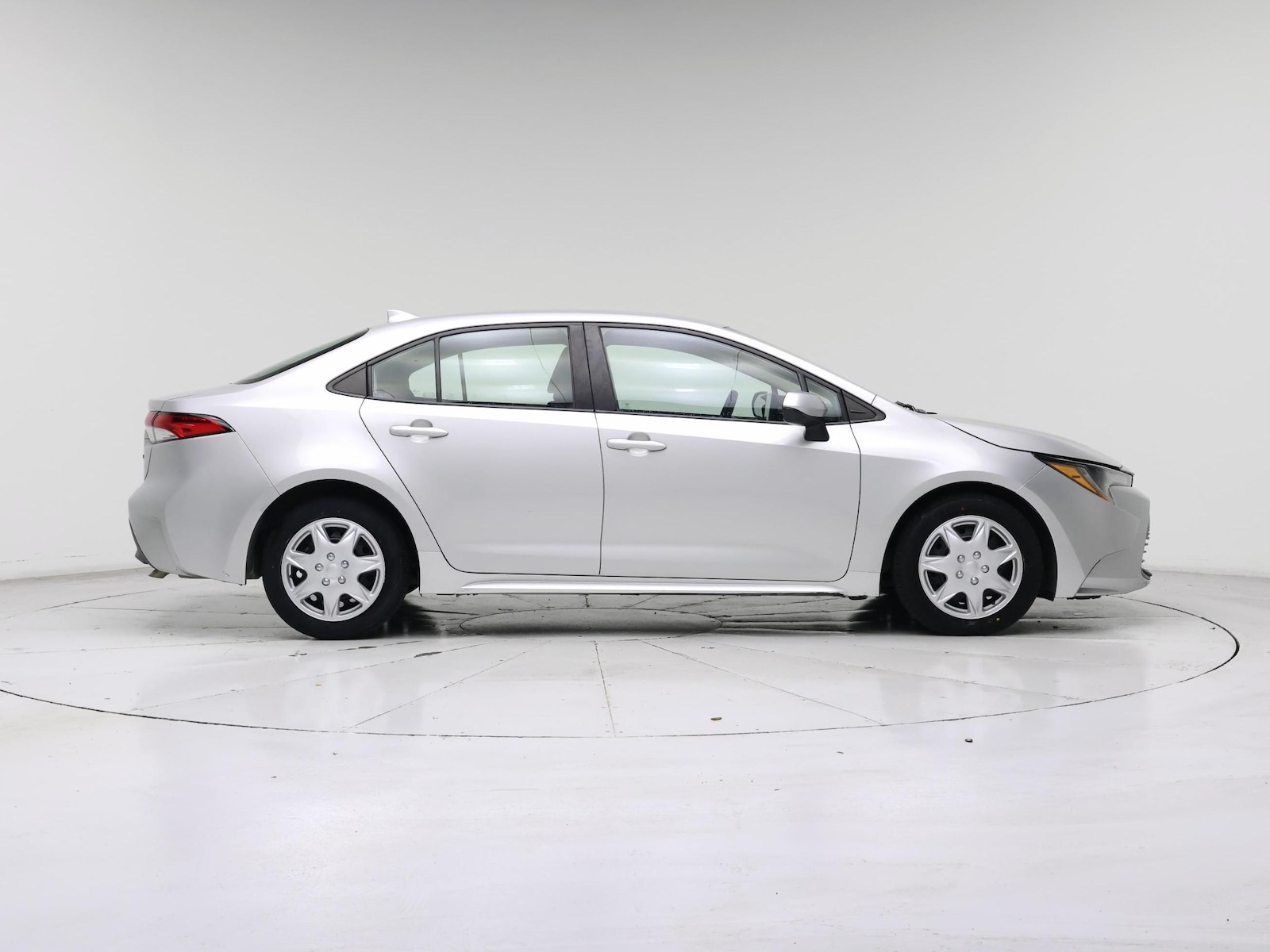 2023 Toyota Corolla LE - Photo 8