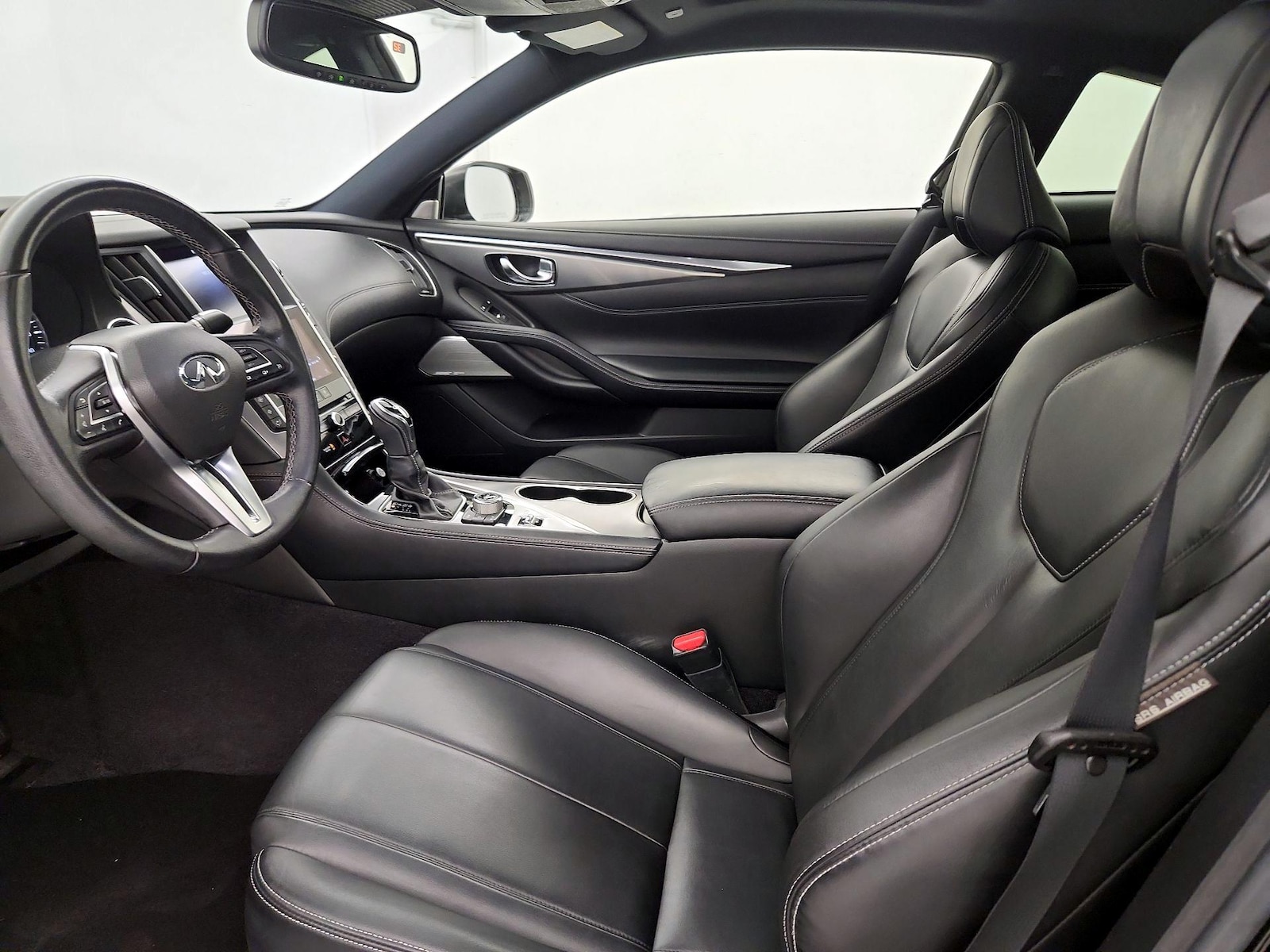 Power Seat(s) & Side Airbags