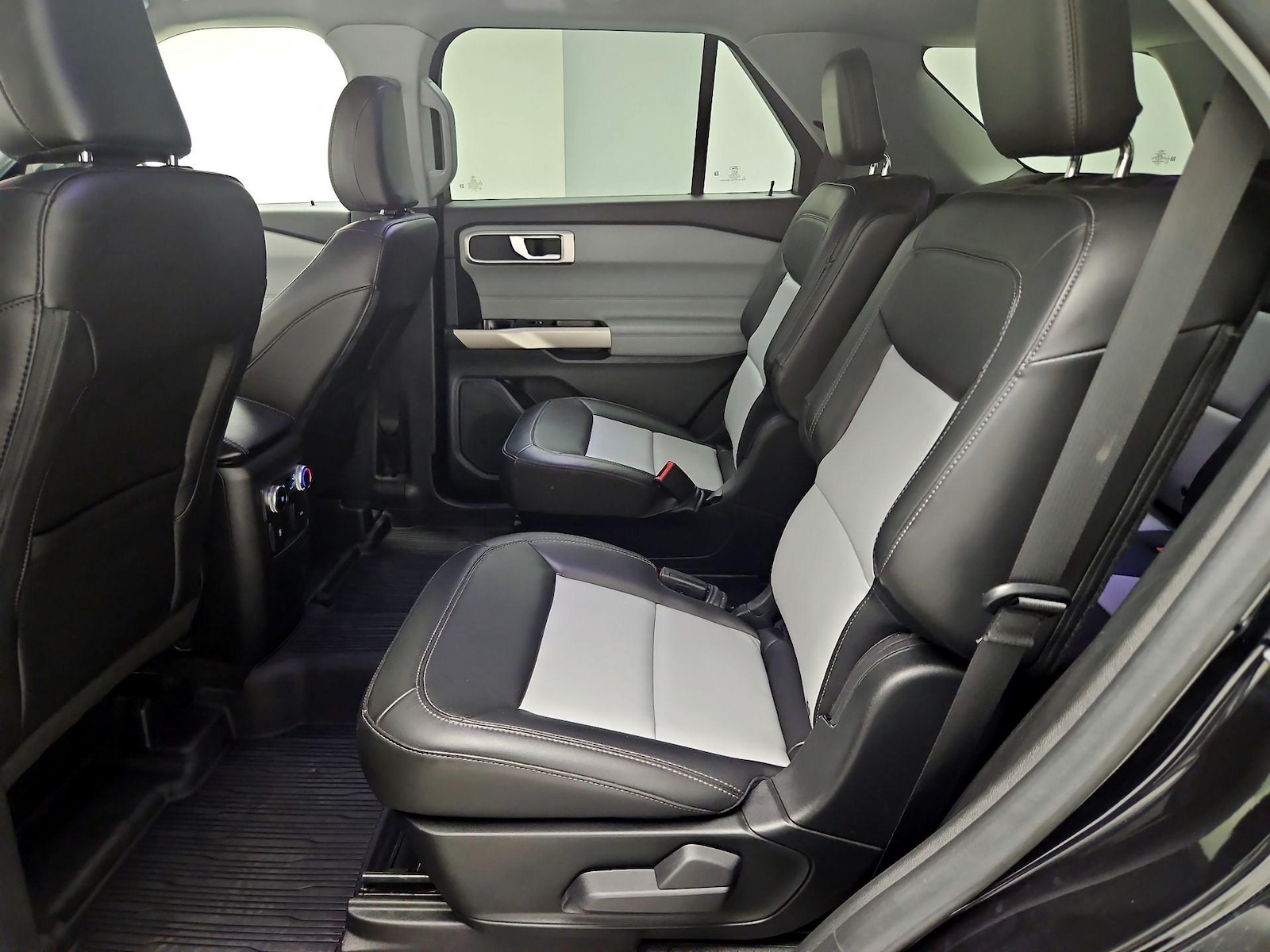 Rear Air Conditioning