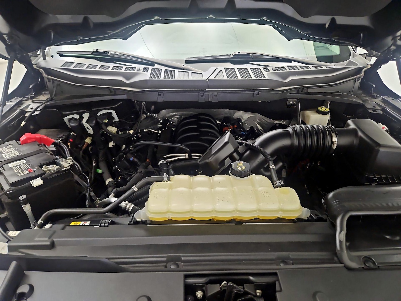 2024 Ford F-150 XLT - Photo 23