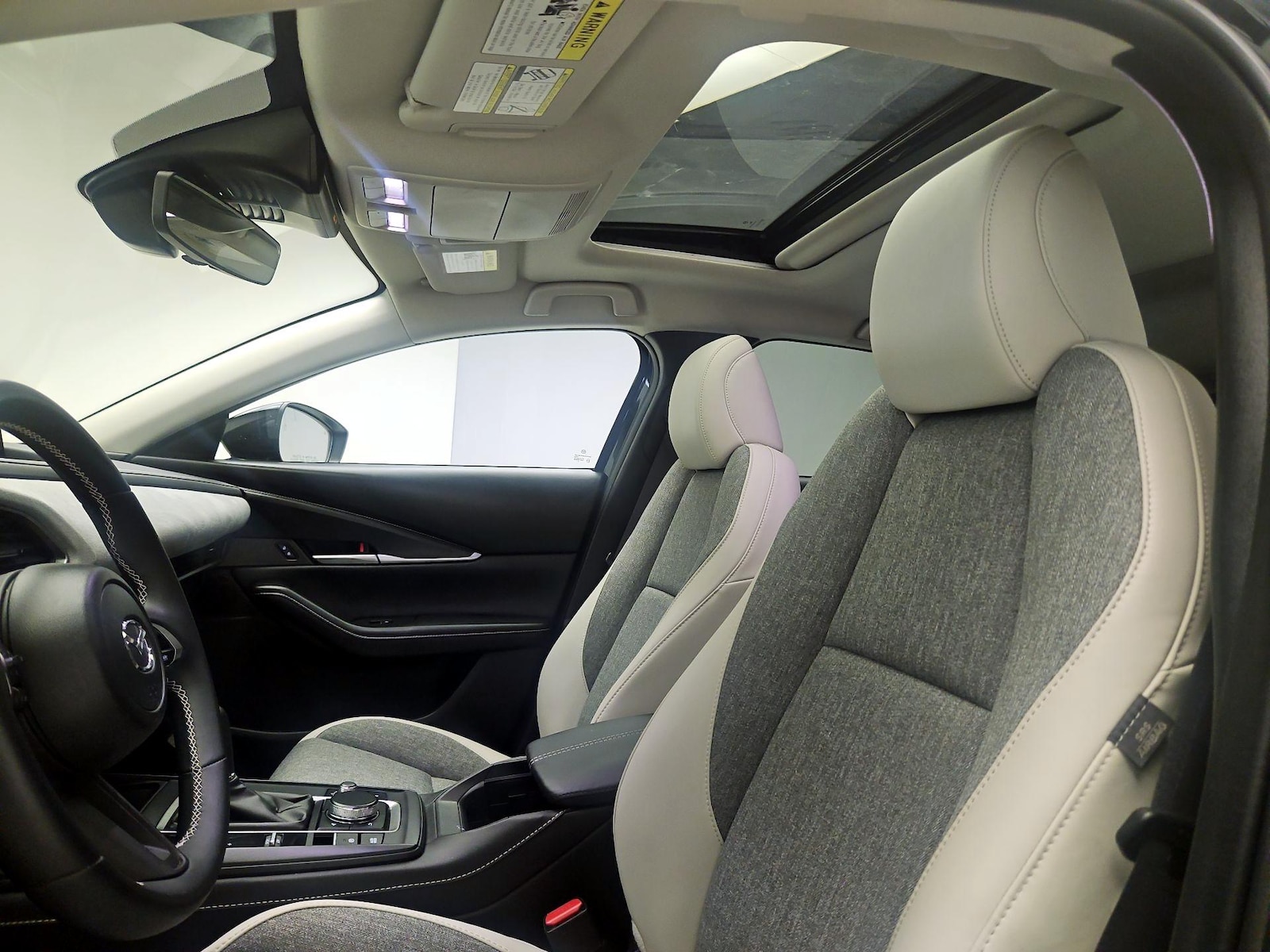 Sunroof(s) & Overhead Airbags
