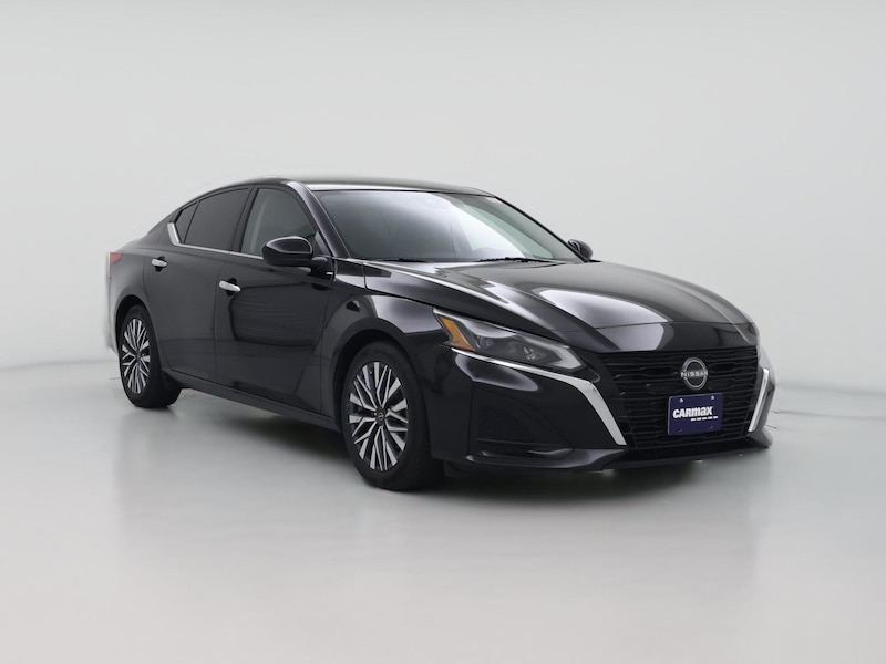2023 Nissan Altima SV