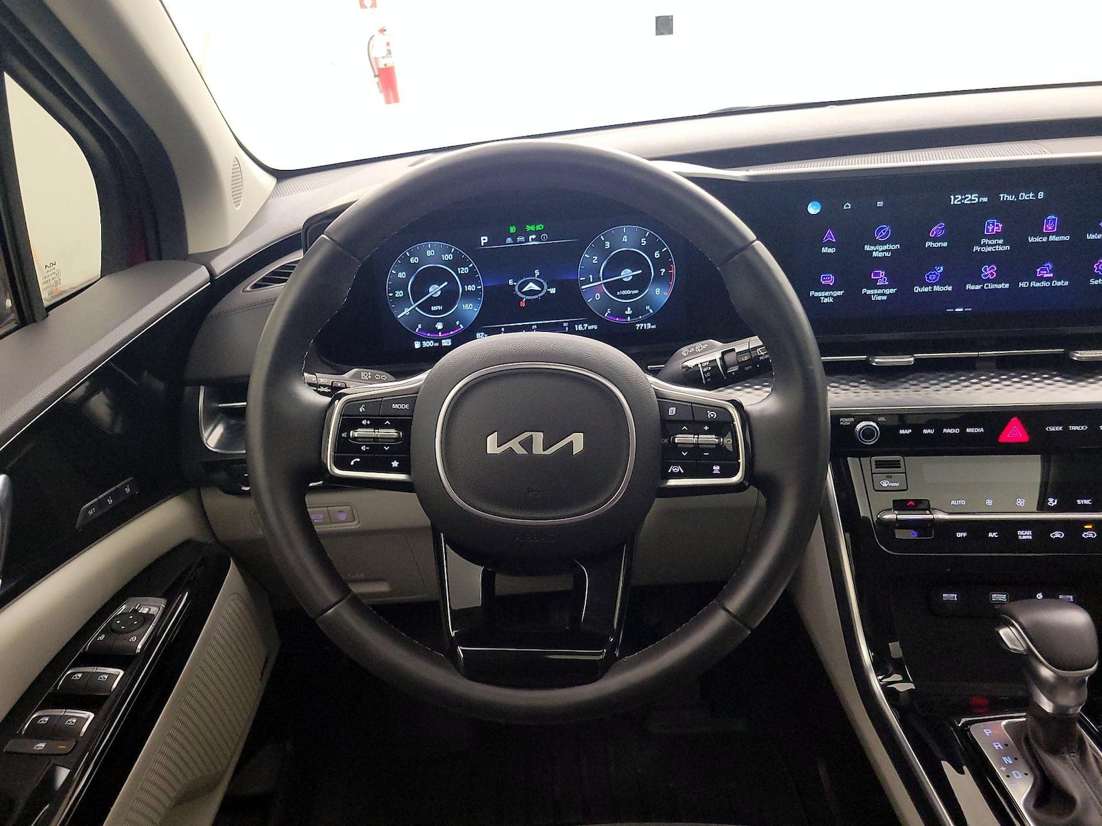 2024 Kia Carnival SX Prestige - Photo 11