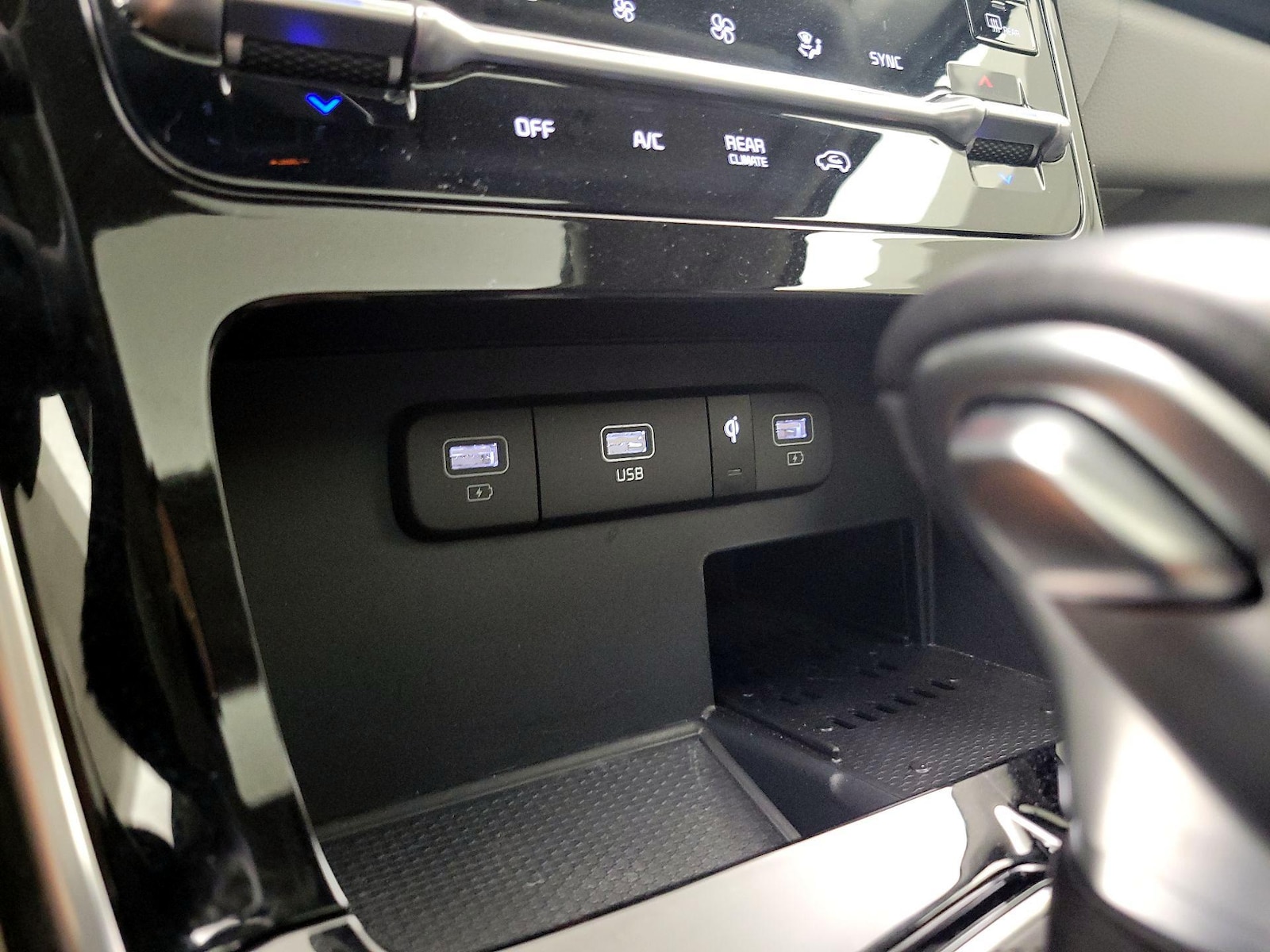 2024 Kia Carnival SX Prestige - Photo 20