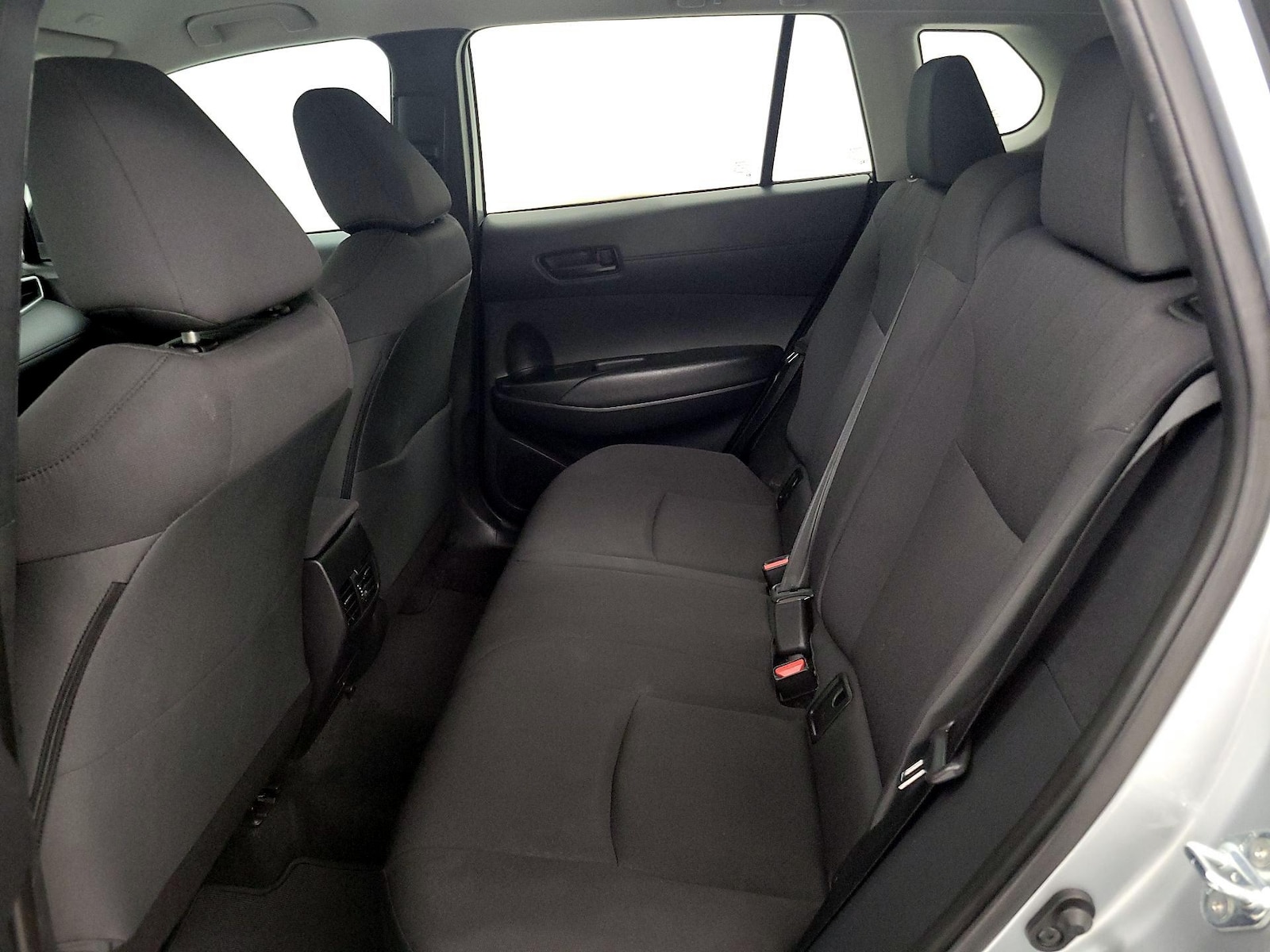 2026 Toyota Corolla Cross LE - Photo 20