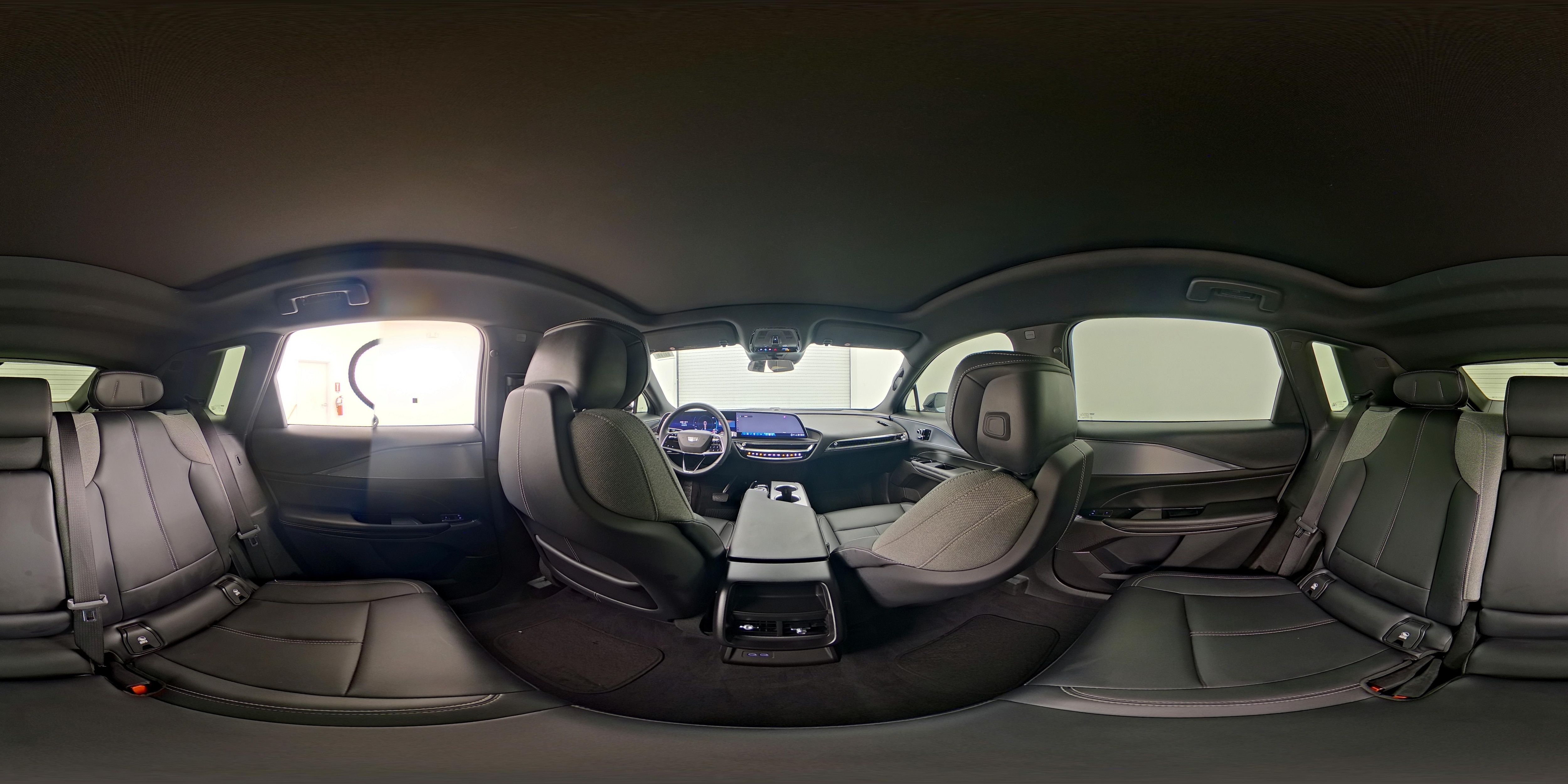 2024 Cadillac LYRIQ Tech - Photo 25
