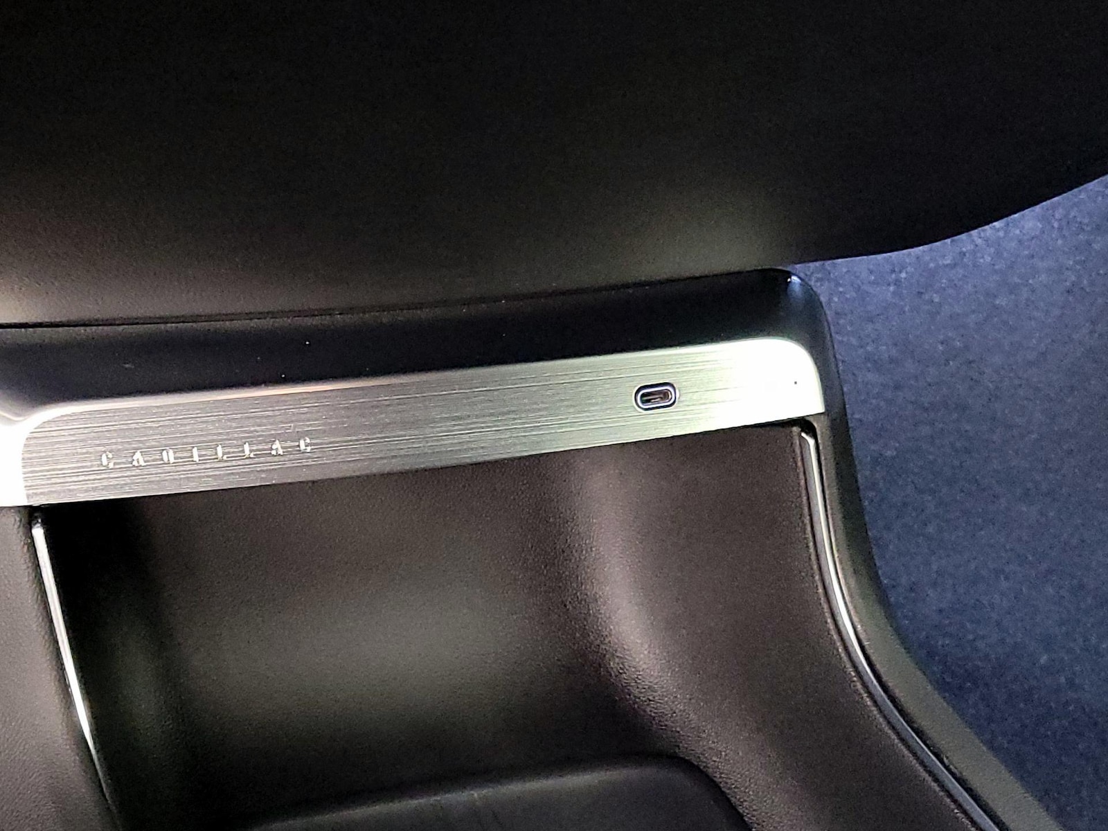 2024 Cadillac LYRIQ Tech - Photo 19