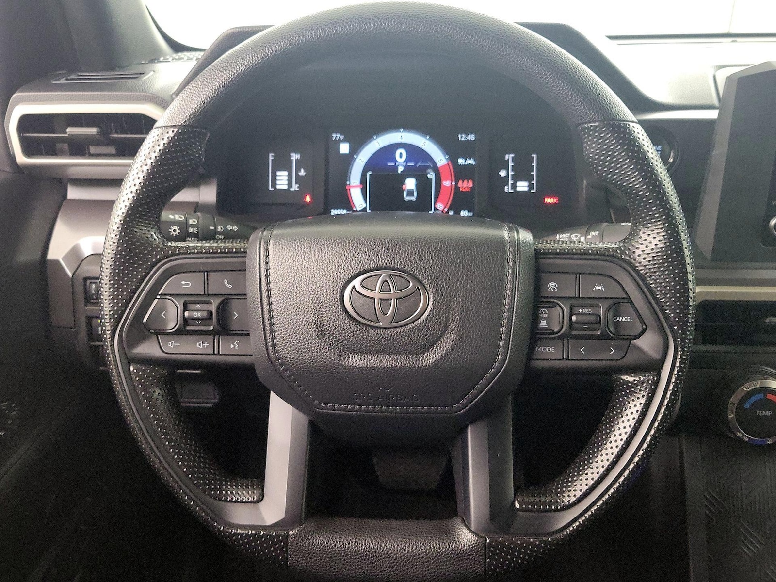 2025 Toyota Tacoma SR5 - Photo 11