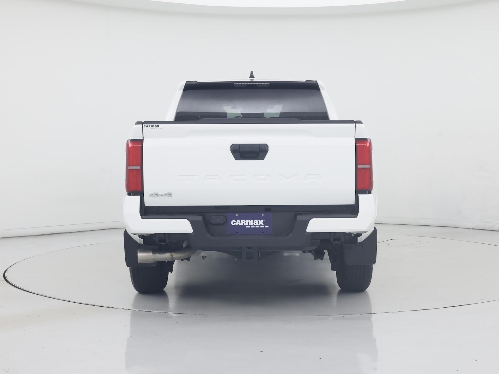 2025 Toyota Tacoma SR5 - Photo 7