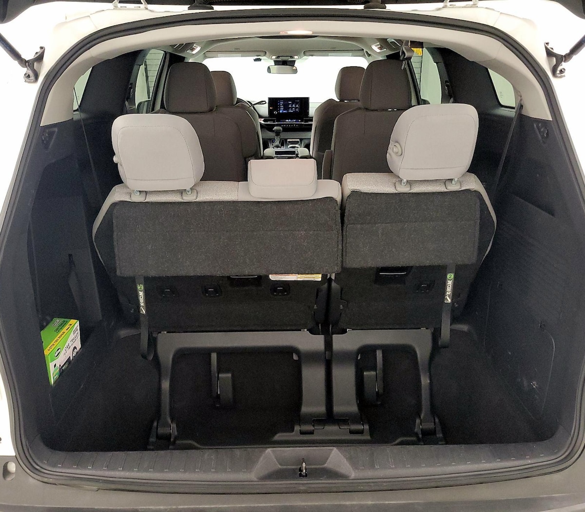 Trunk/Cargo (Seats Up)
