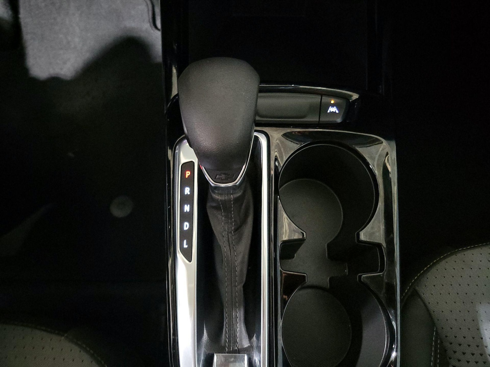 2025 Chevrolet Trax LT - Photo 18