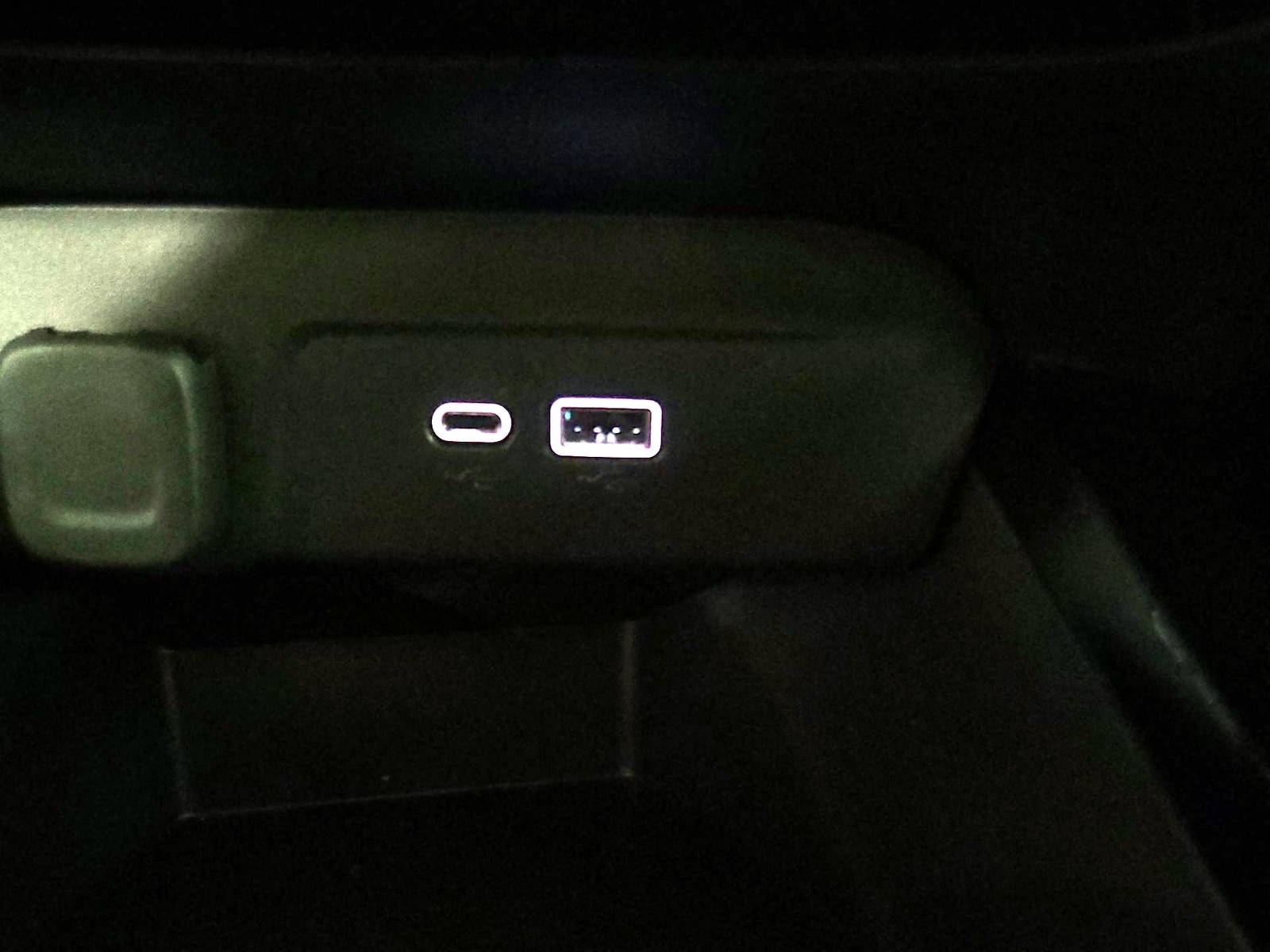 2025 Chevrolet Trax LT - Photo 19