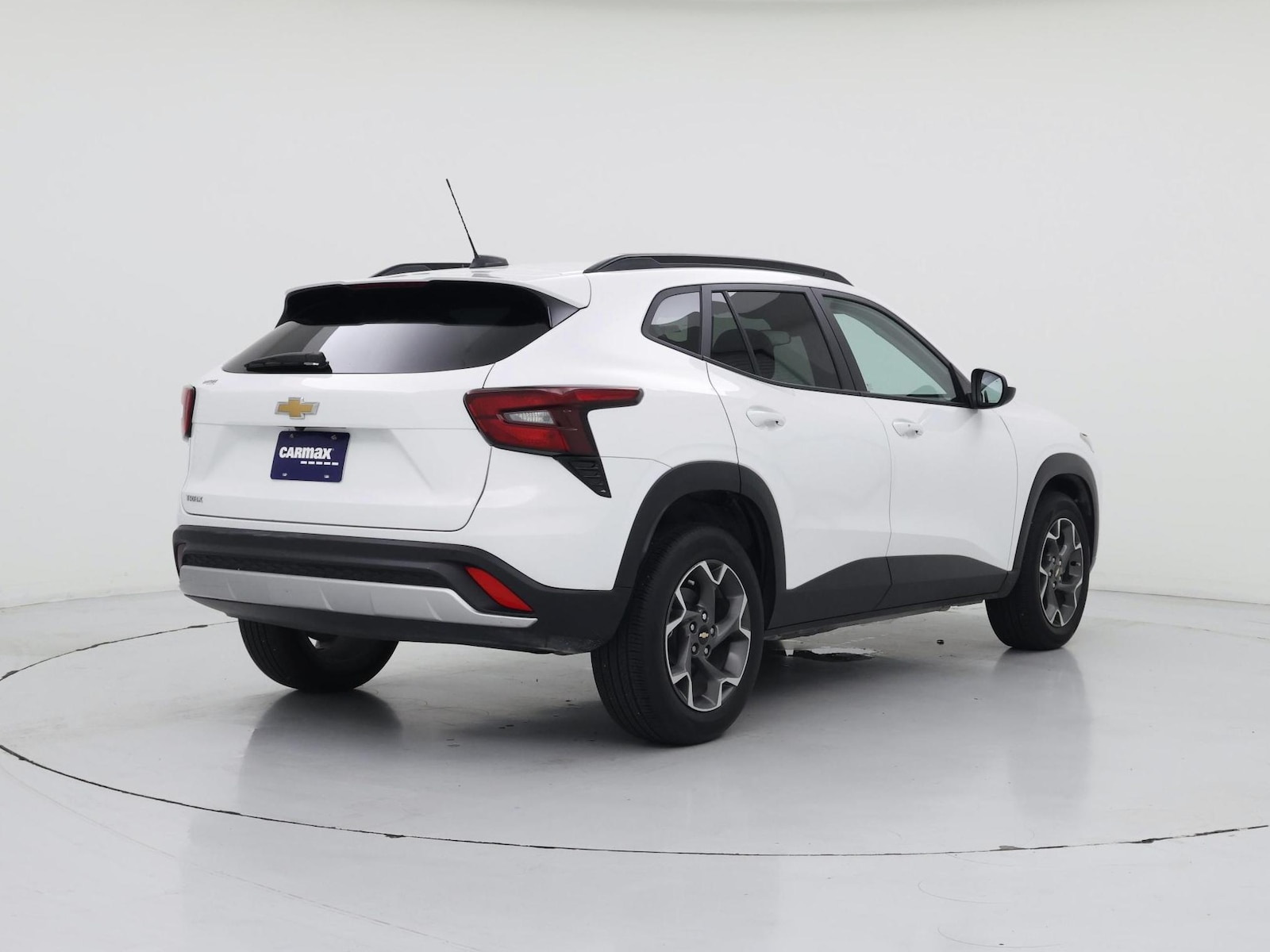 2025 Chevrolet Trax LT - Photo 9