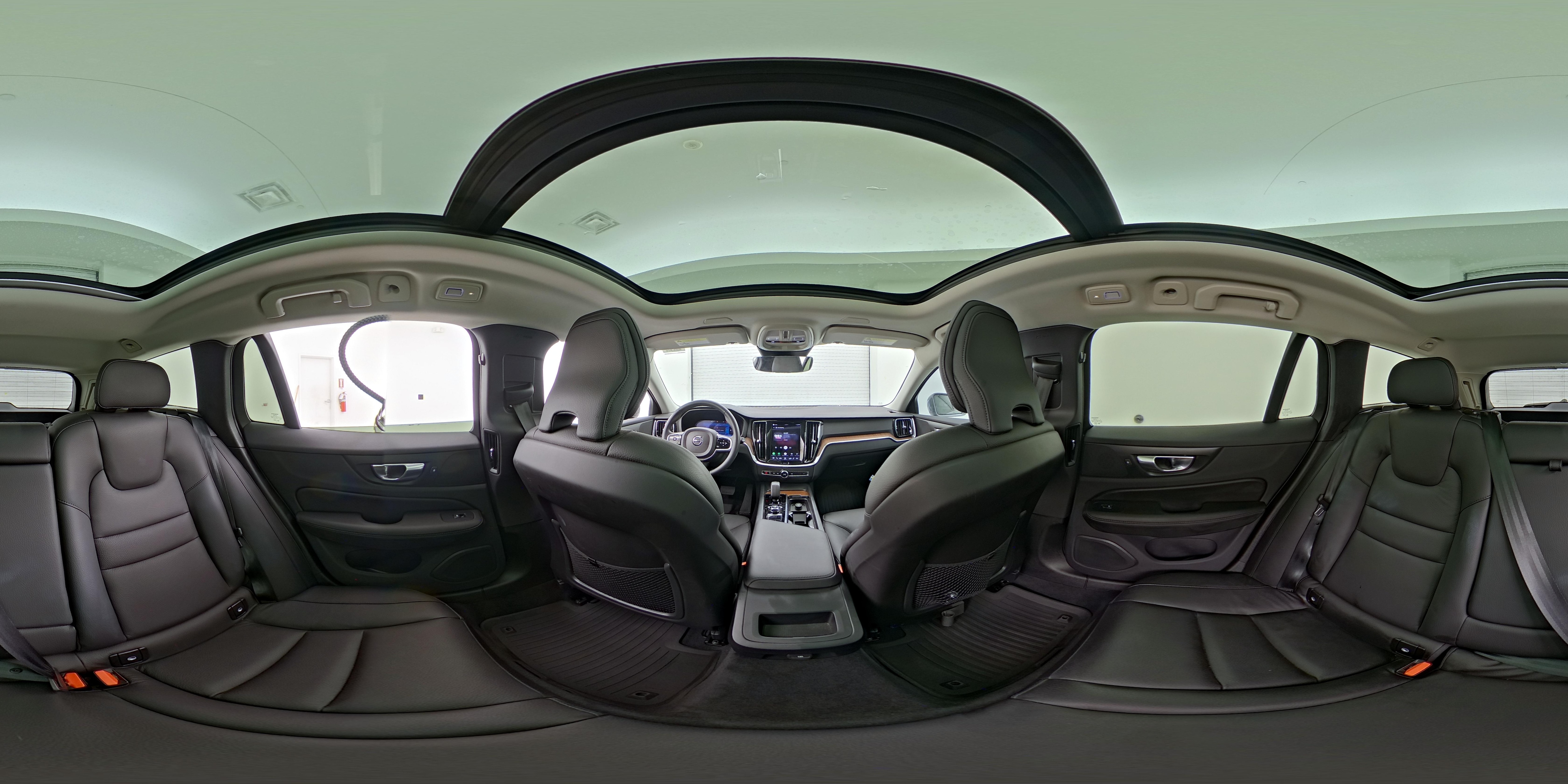 2025 Volvo V60 Cross Country Plus - Photo 25
