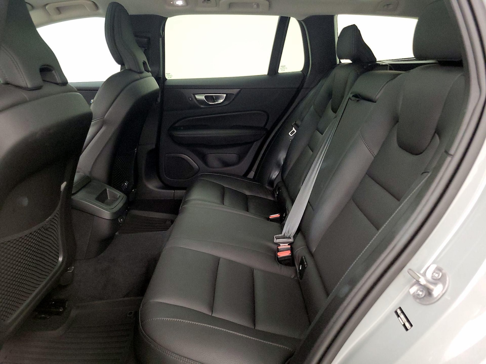 2025 Volvo V60 Cross Country Plus - Photo 20