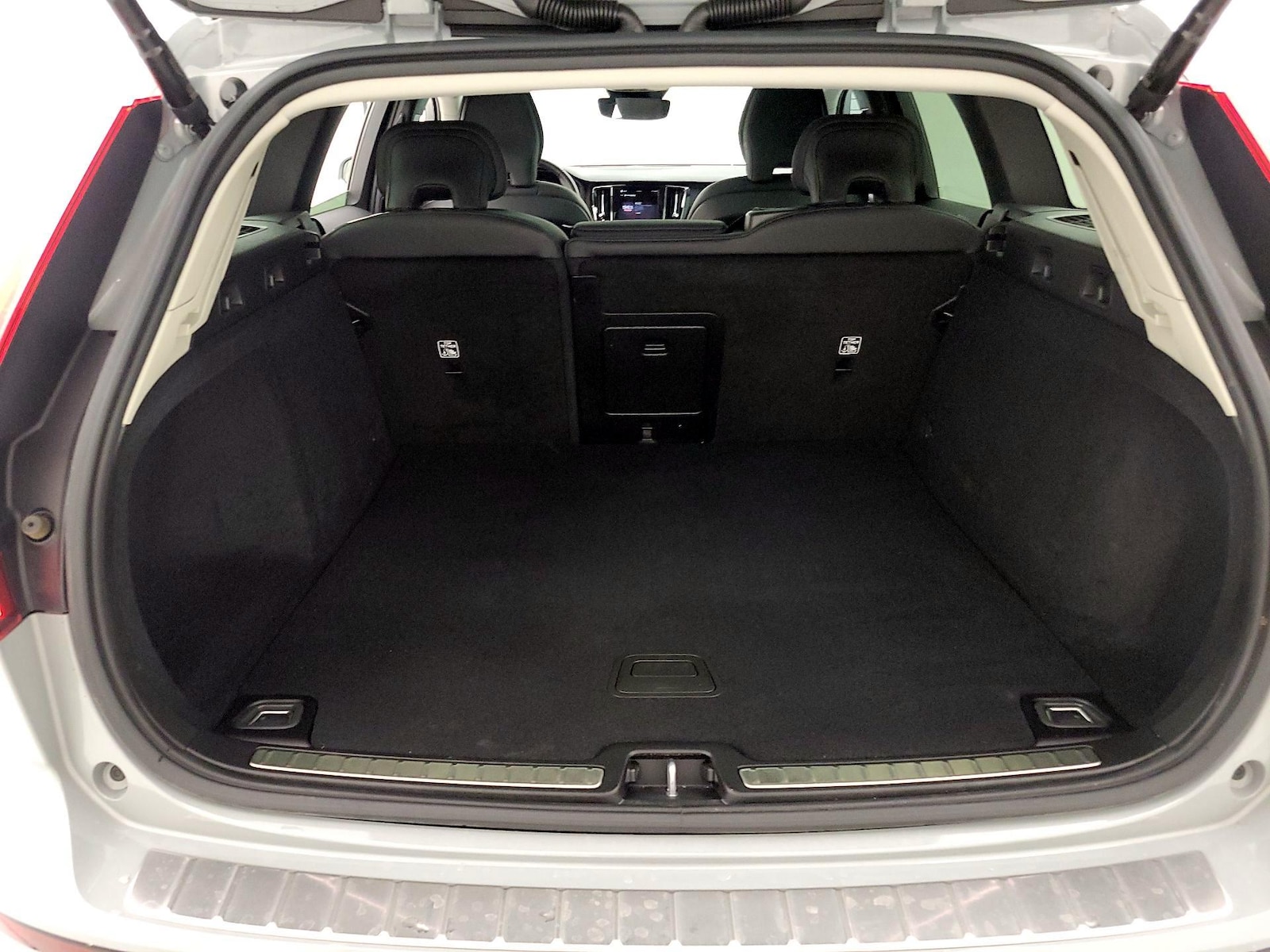 2025 Volvo V60 Cross Country Plus - Photo 21