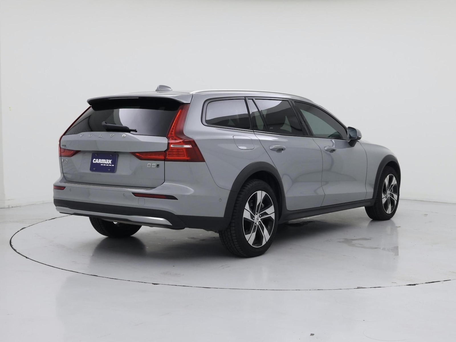 2025 Volvo V60 Cross Country Plus - Photo 9