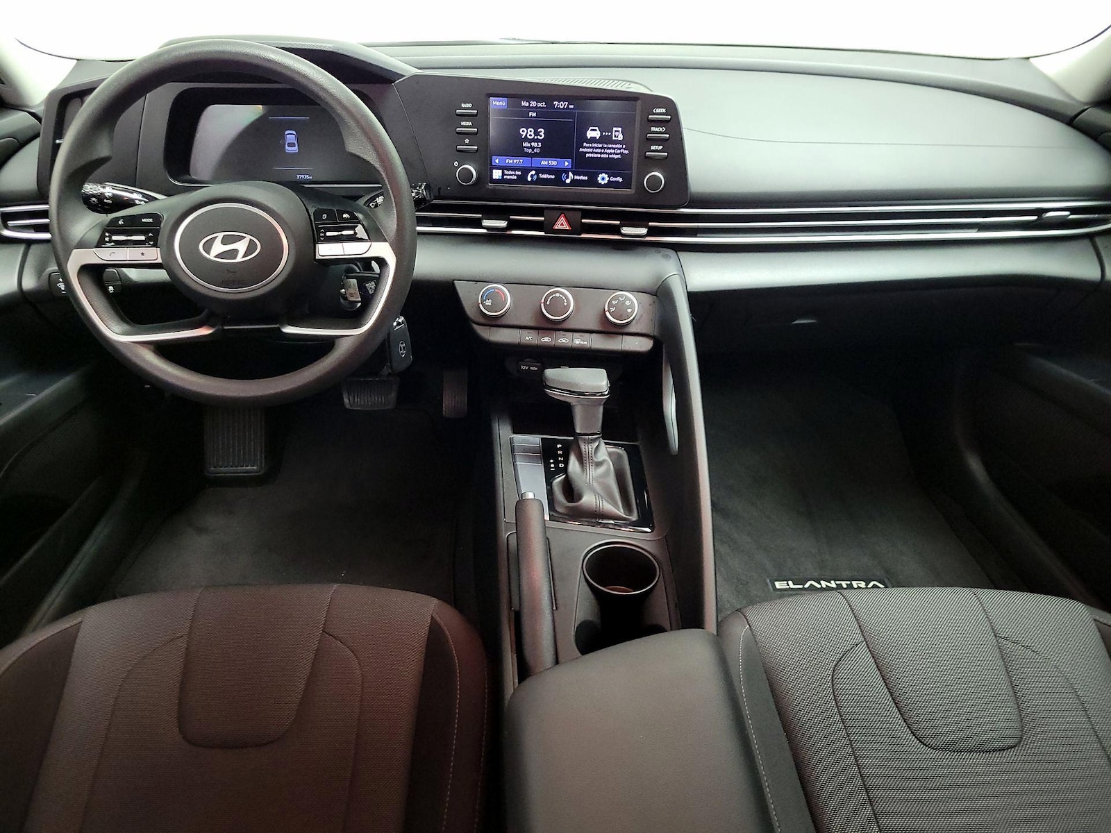 Apple CarPlay® & Android Auto™