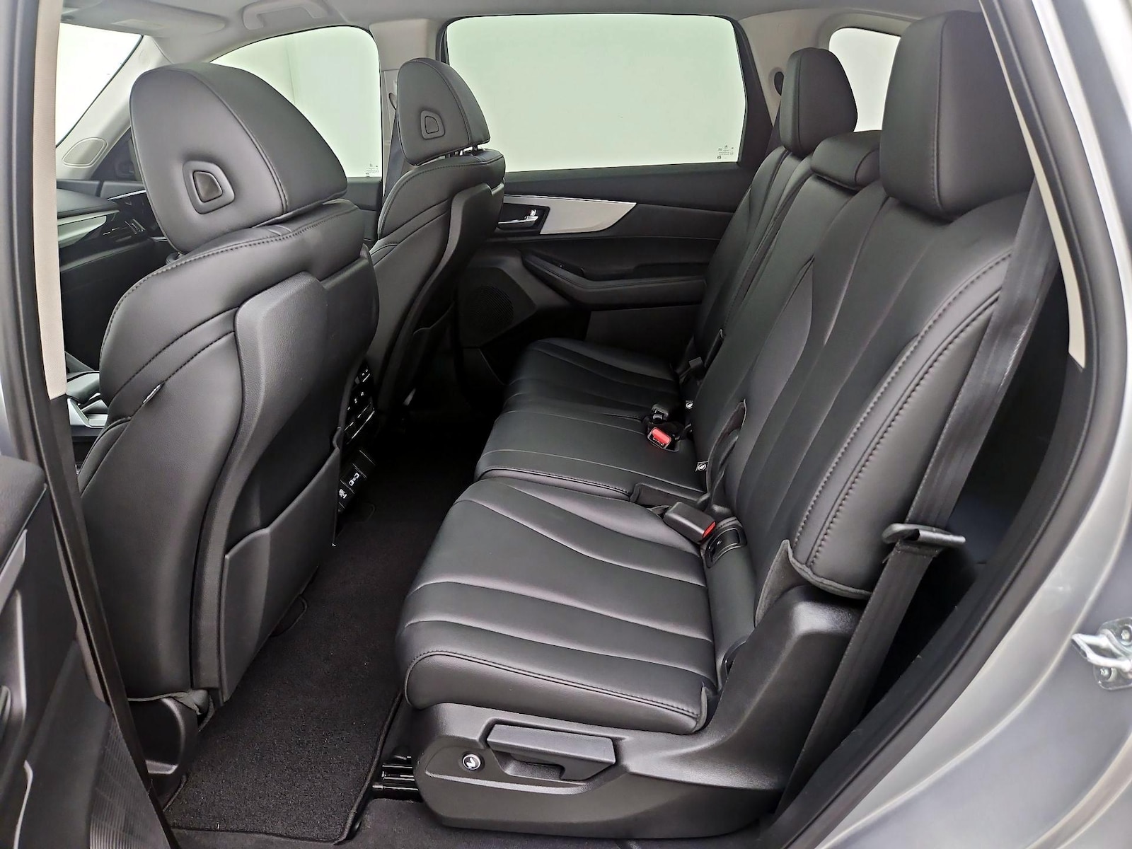 Rear Air Conditioning