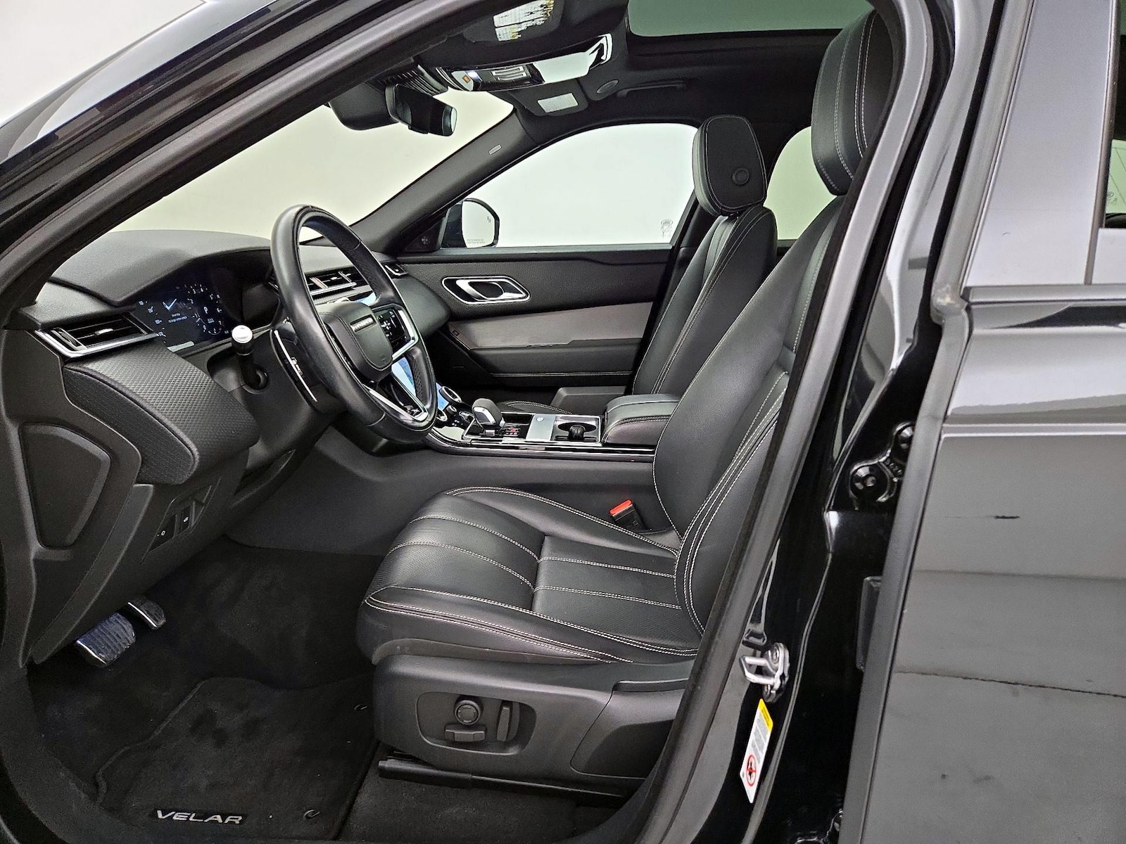 Power Seat(s) & Leather Seats