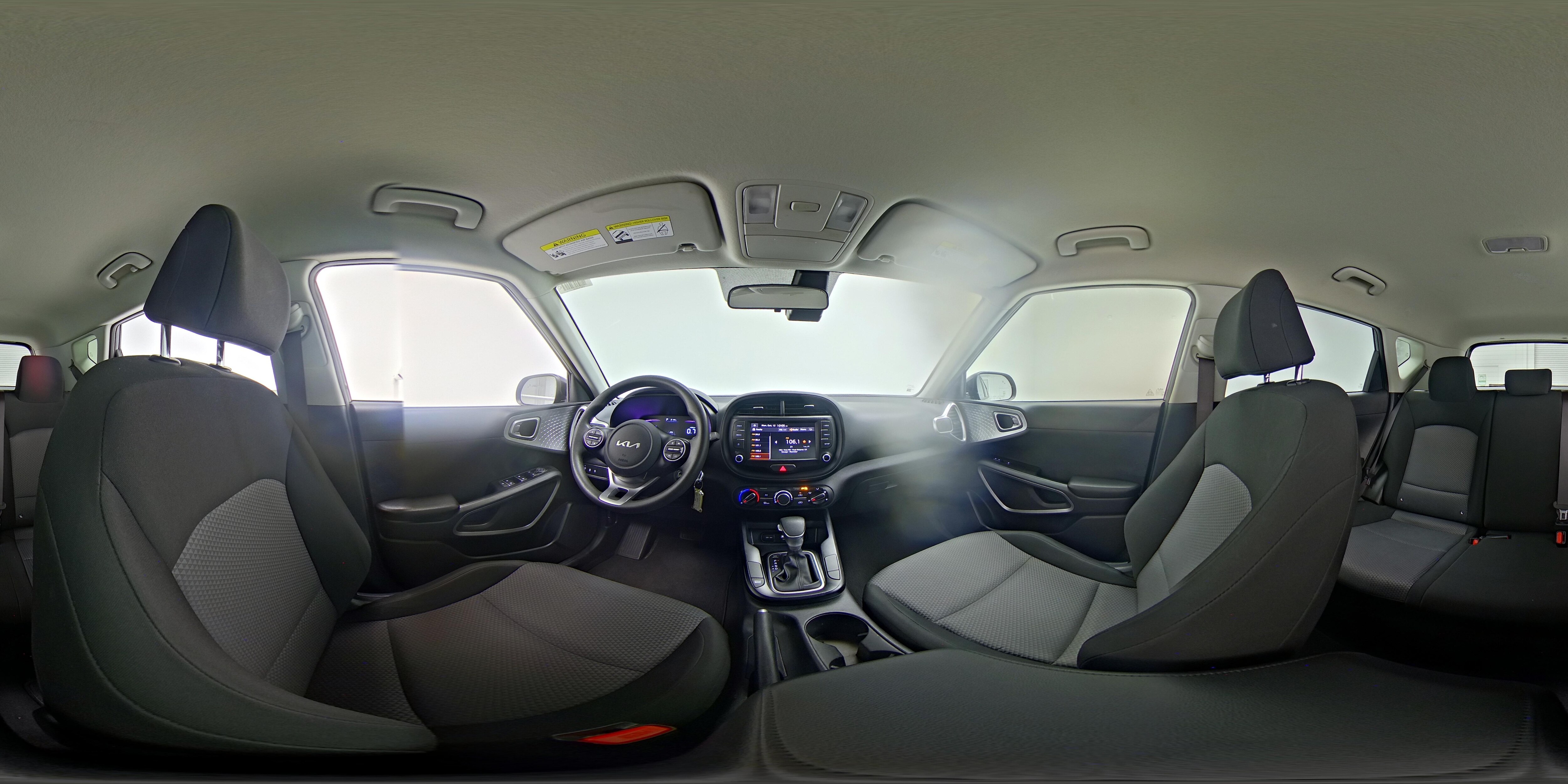 2025 Kia Soul LX - Photo 24