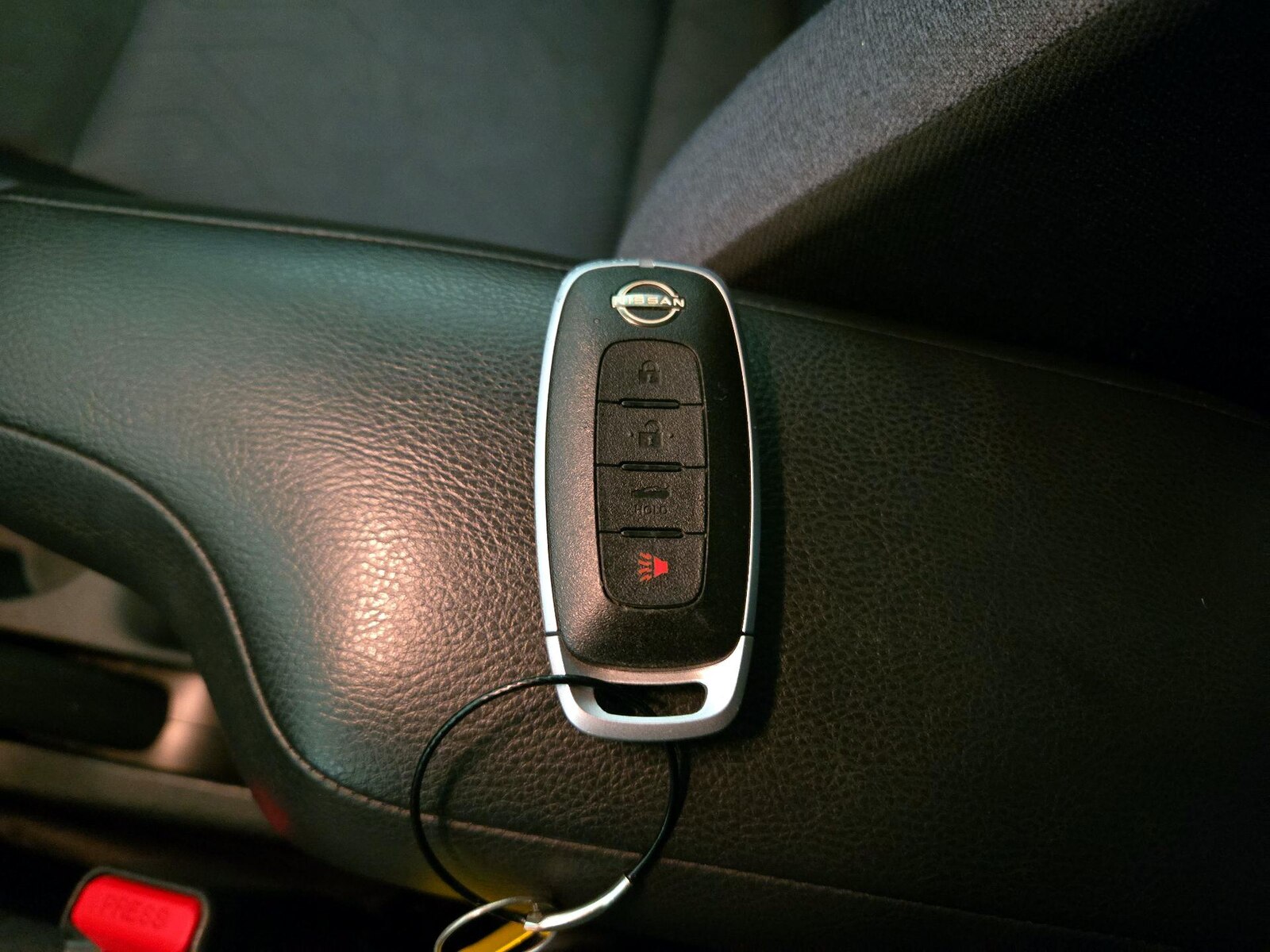 2025 Nissan Versa Sedan SV - Photo 22