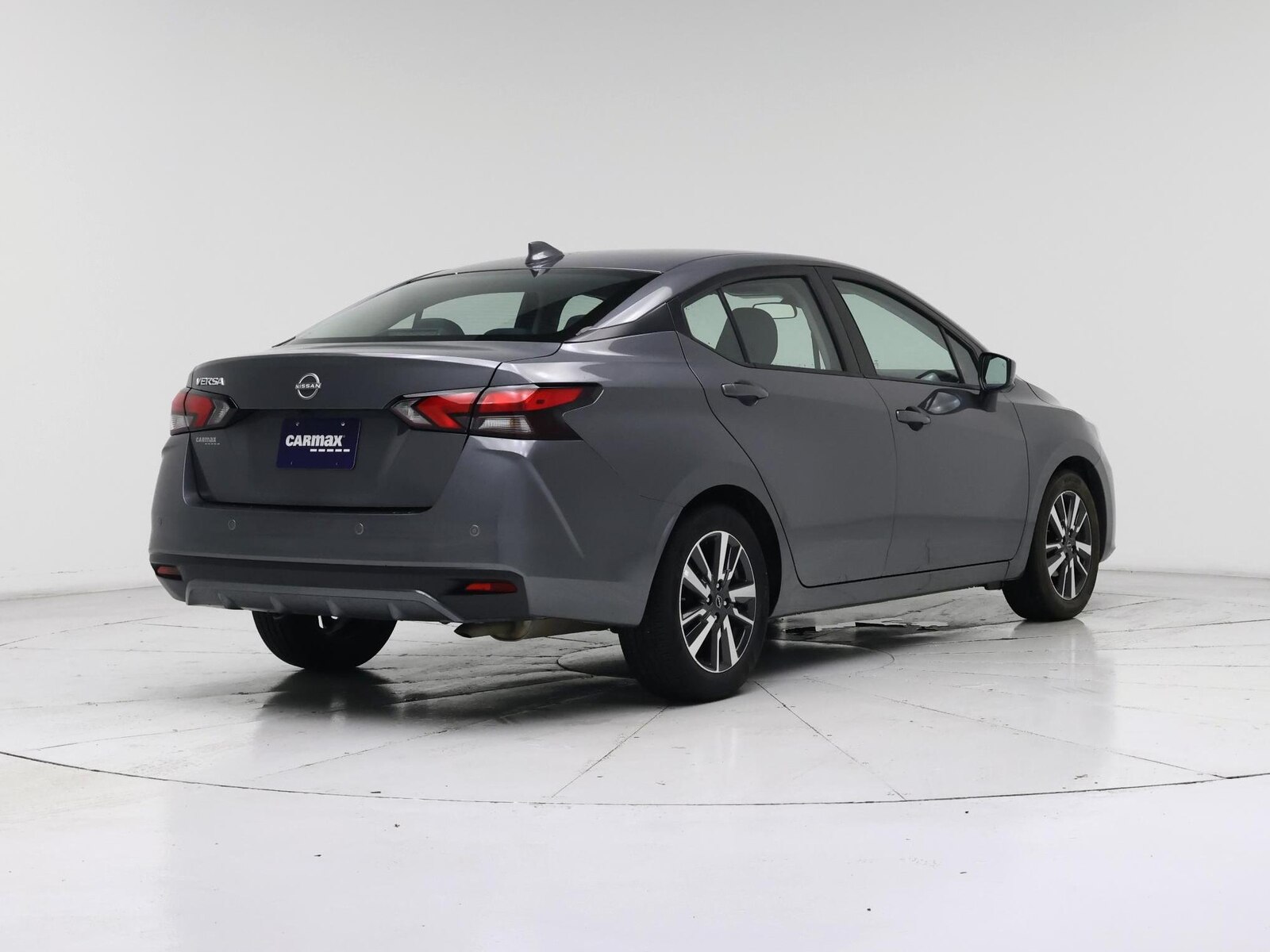 2025 Nissan Versa Sedan SV - Photo 9