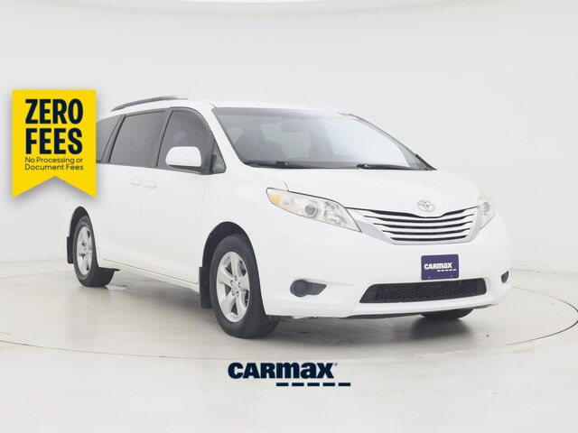 White 2015 Toyota Sienna Minivan Front-Wheel Drive Automatic