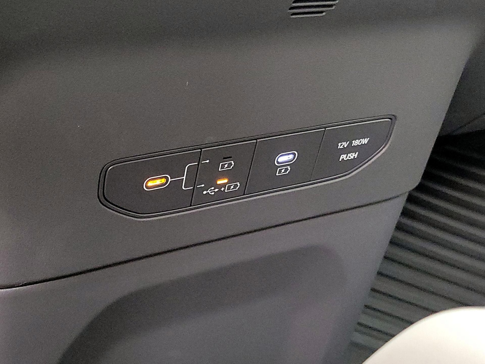 2024 Kia EV9 Wind - Photo 20